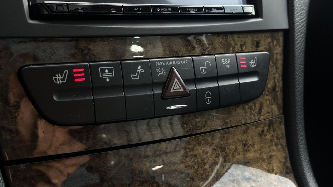 Foto van Mercedes-Benz E 55 AMG