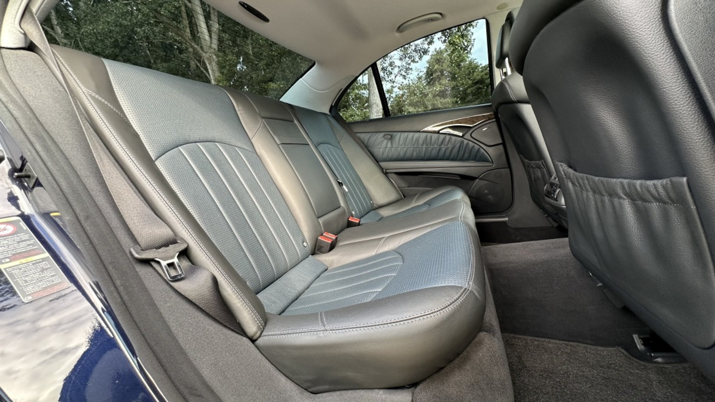 Foto van Mercedes-Benz E 55 AMG