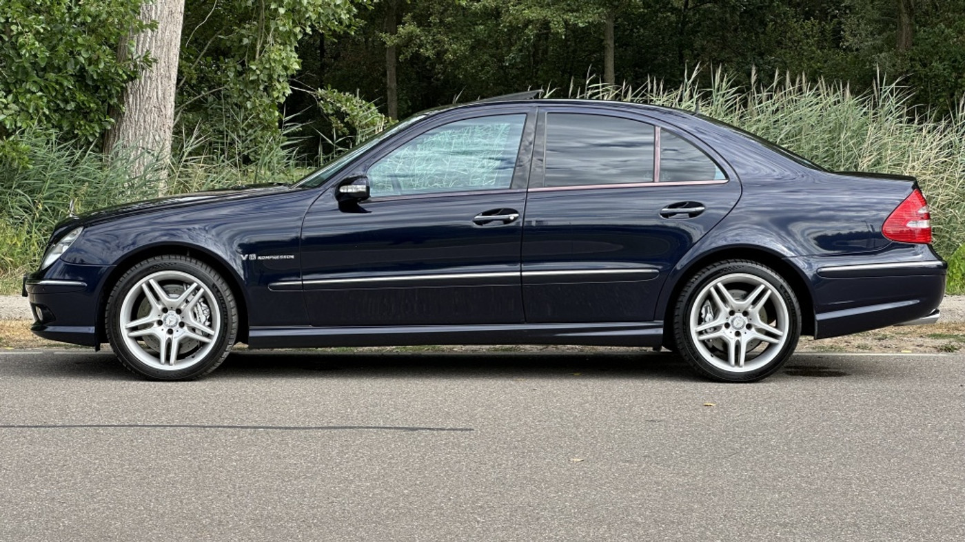 Foto van Mercedes-Benz E 55 AMG