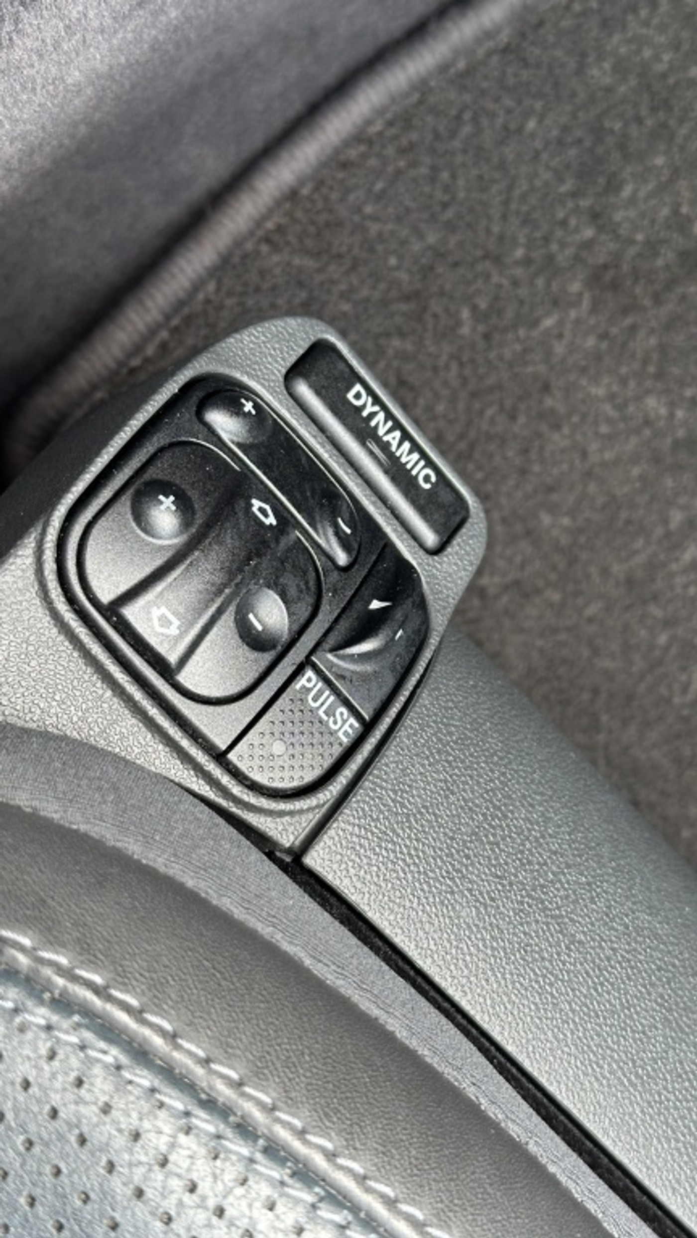 Foto van Mercedes-Benz E 55 AMG