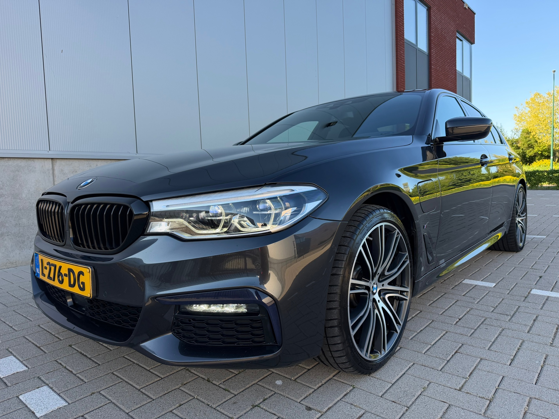 Foto van BMW 530e xDrive Iperformance