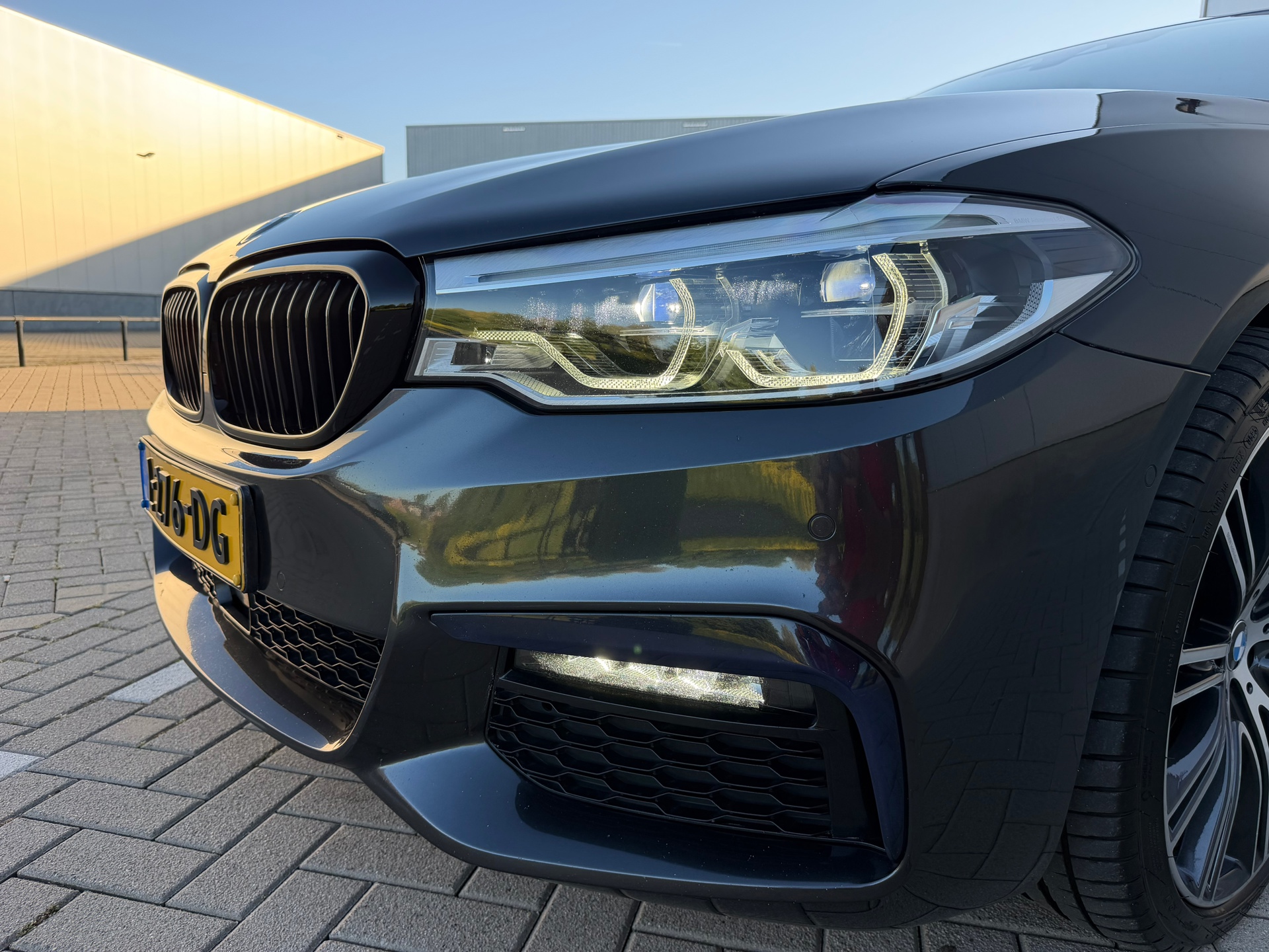 Foto van BMW 530e xDrive Iperformance