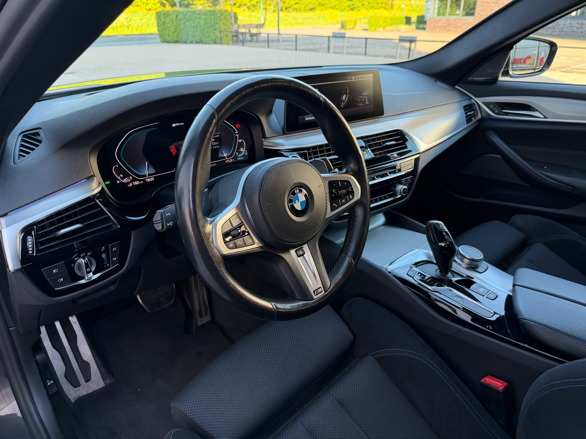Foto van BMW 530e xDrive Iperformance