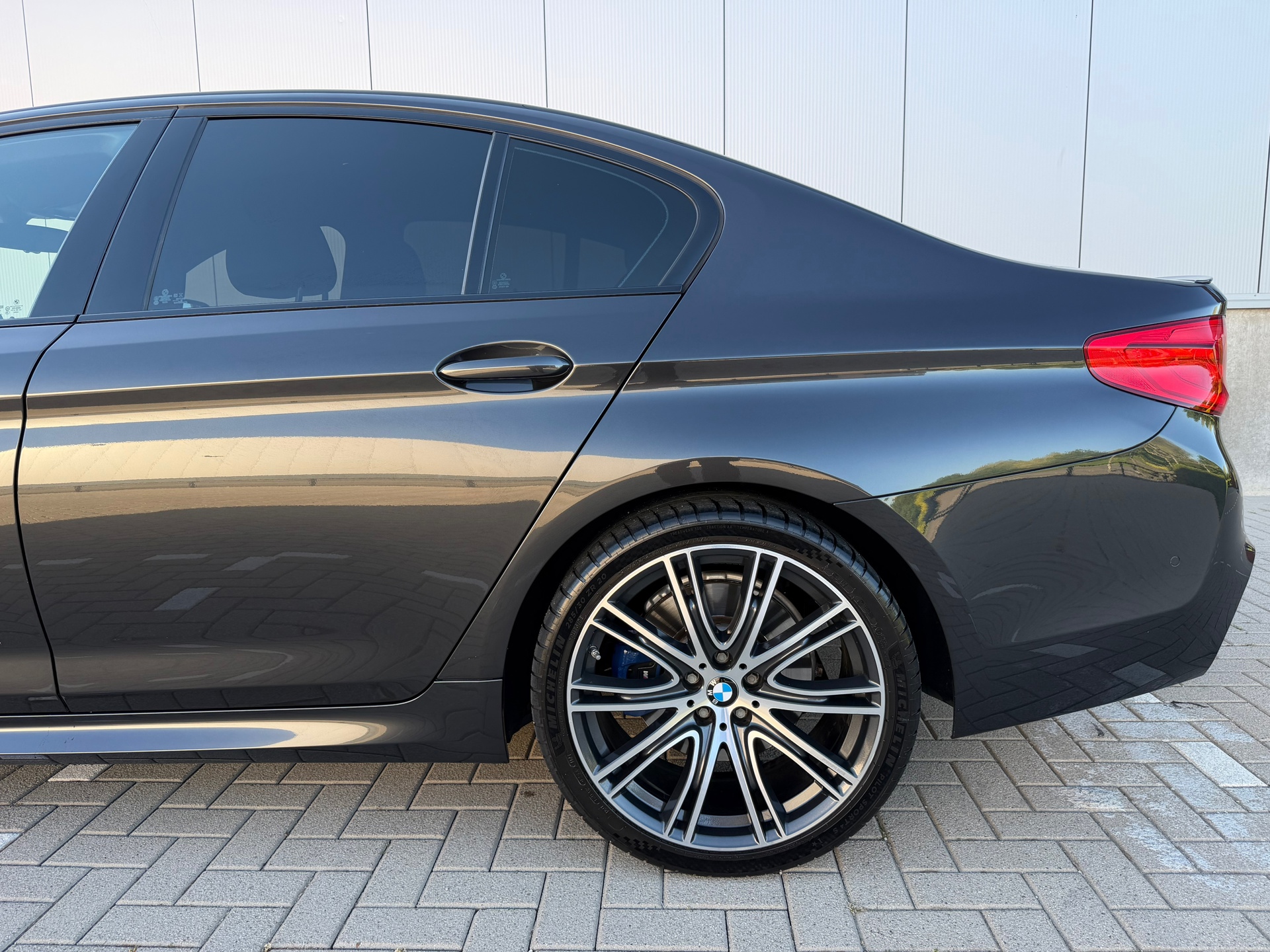 Foto van BMW 530e xDrive Iperformance