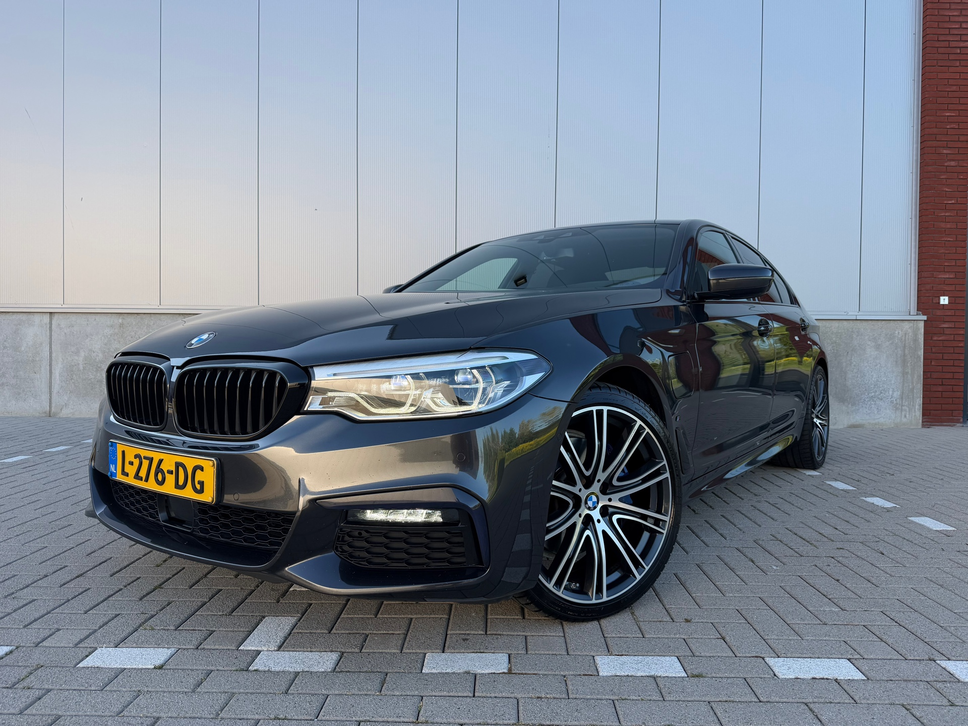 Foto van BMW 530e xDrive Iperformance