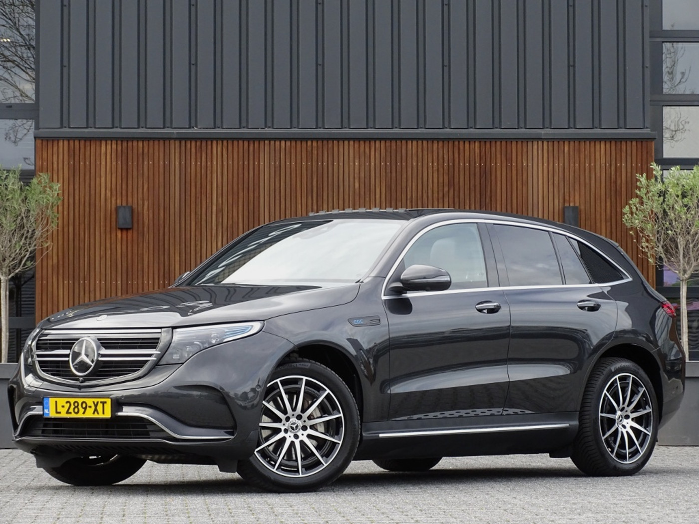 Mercedes-Benz Eqc 400 4MATIC Business Solution AMG 80 kWh 2021 - voorkant