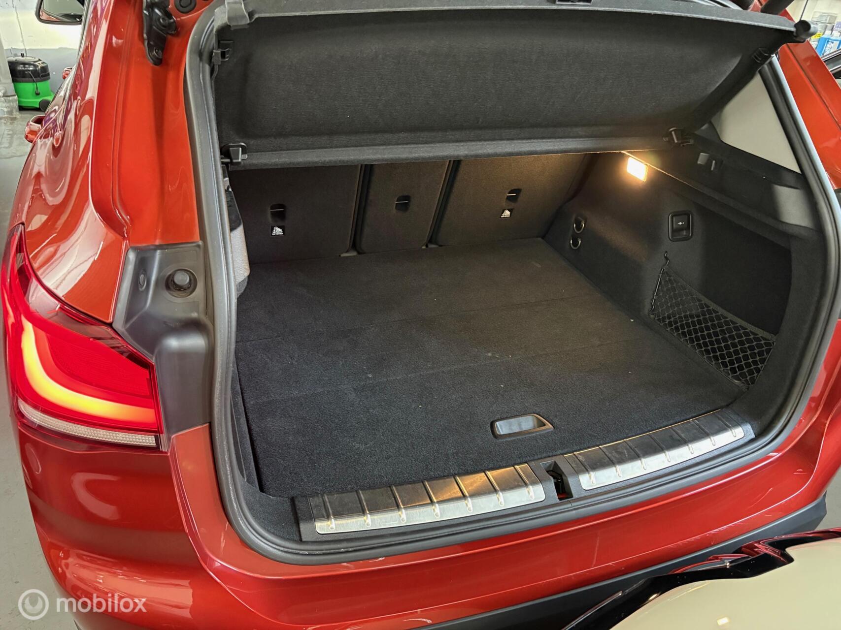 Foto van BMW X1 Sdrive18i