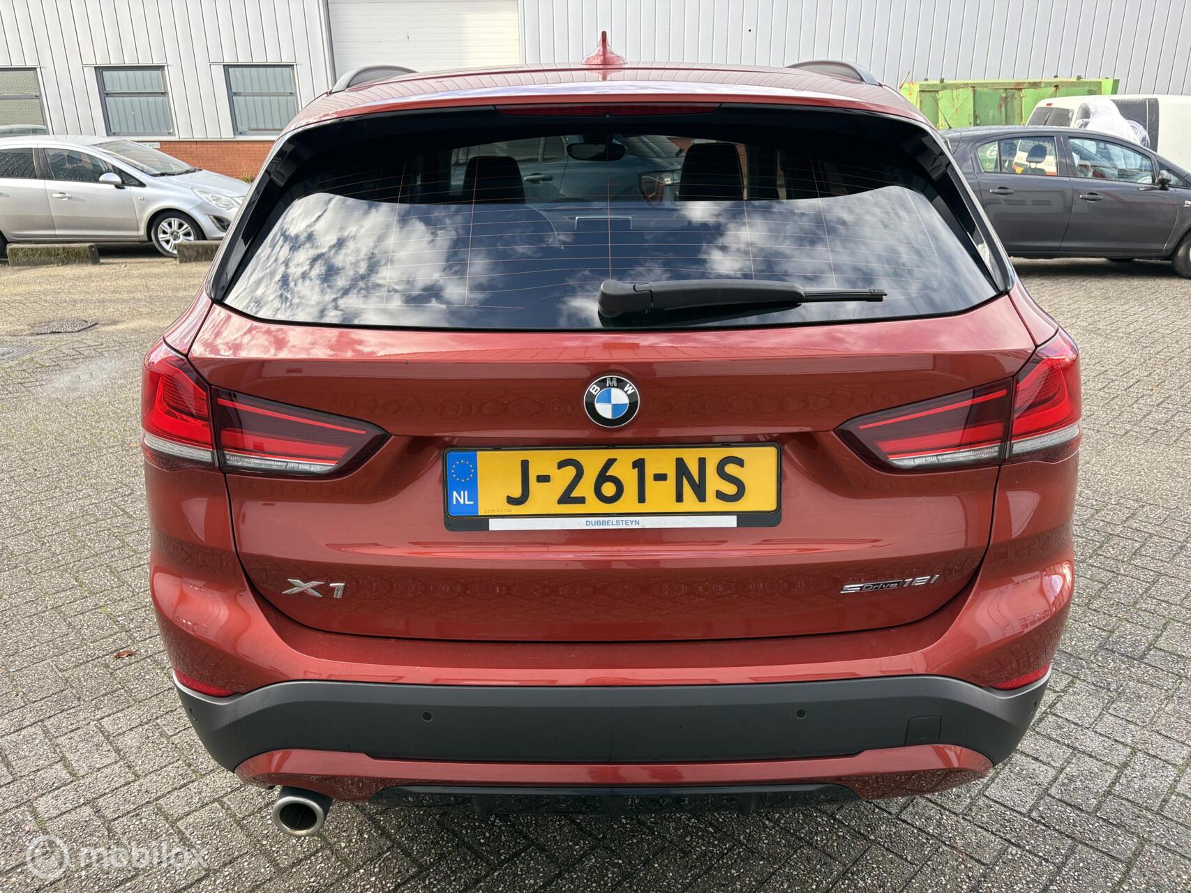 Foto van BMW X1 Sdrive18i