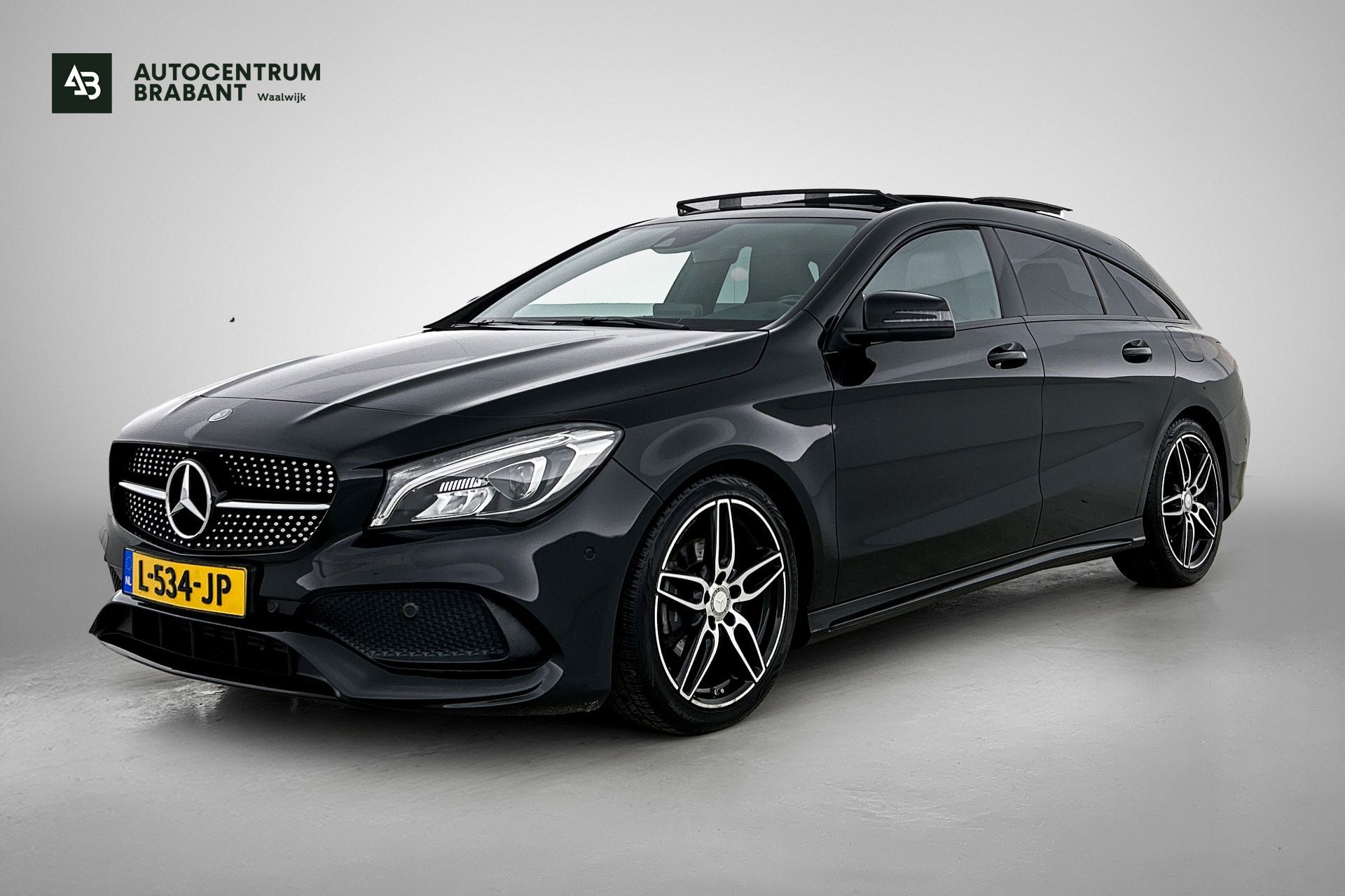 Mercedes-Benz Cla 200 200 Prestige AMG-Styling (Goed OnderH, Panorama, Navi, Camera, Trekhaak, PDC, StoelV, Etc) 2017 - voorkant