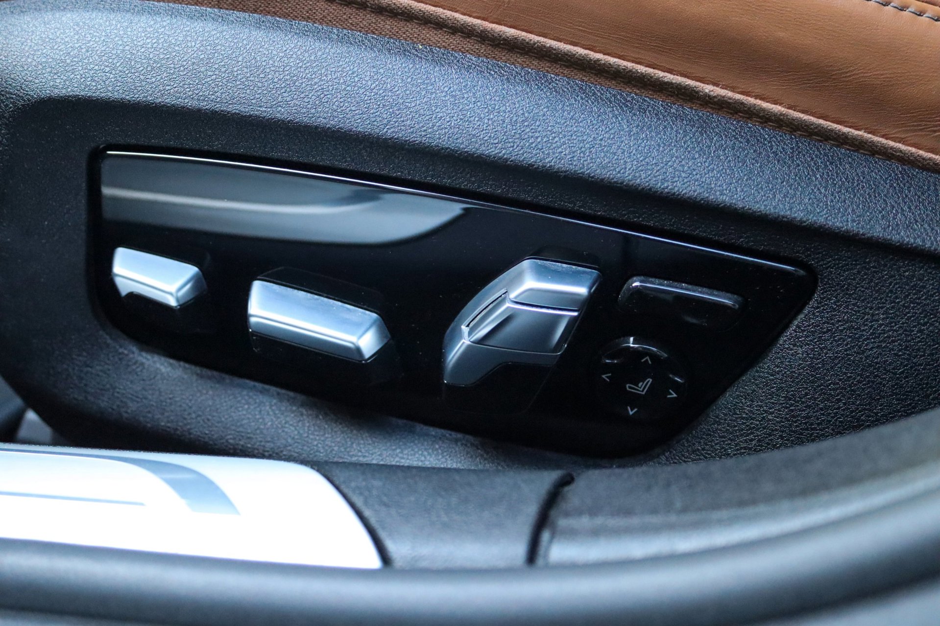 Foto van BMW 745e