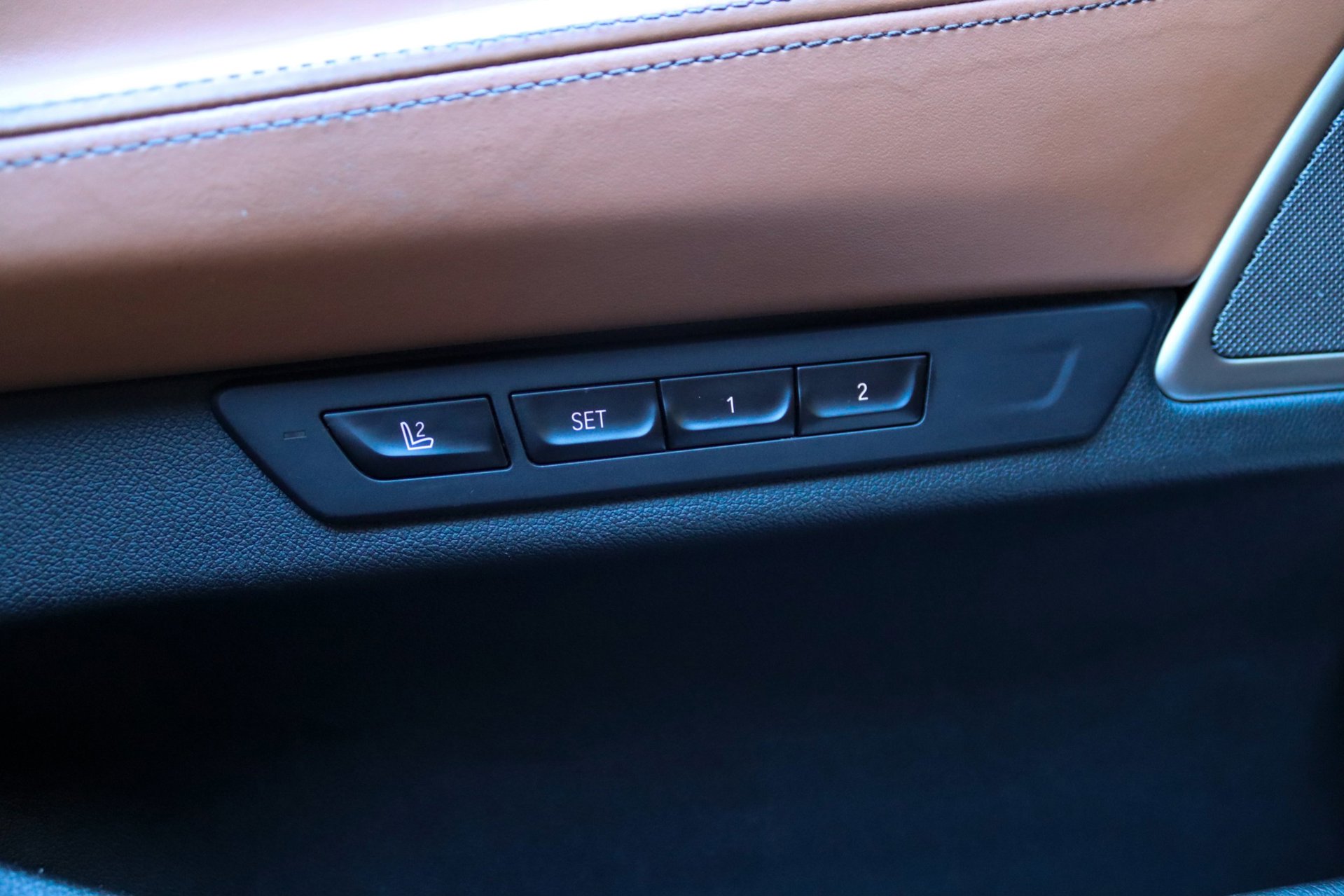 Foto van BMW 745e