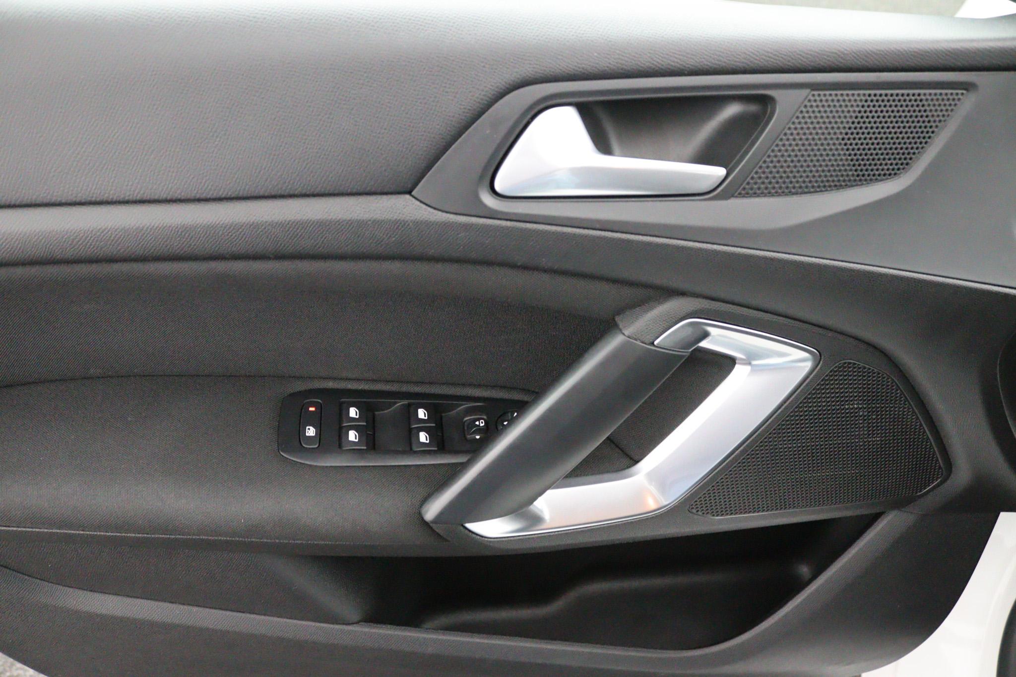 Foto van Peugeot 308 SW
