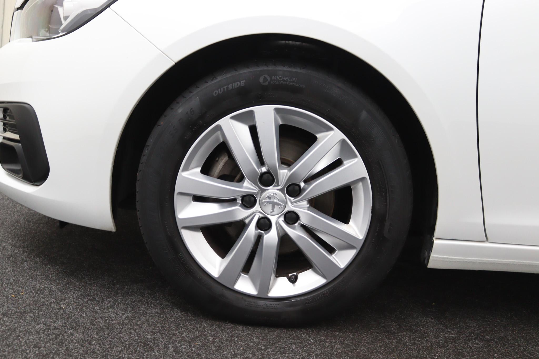 Foto van Peugeot 308 SW