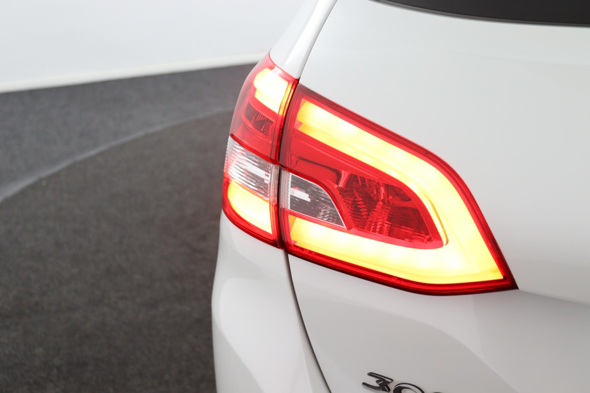 Foto van Peugeot 308 SW