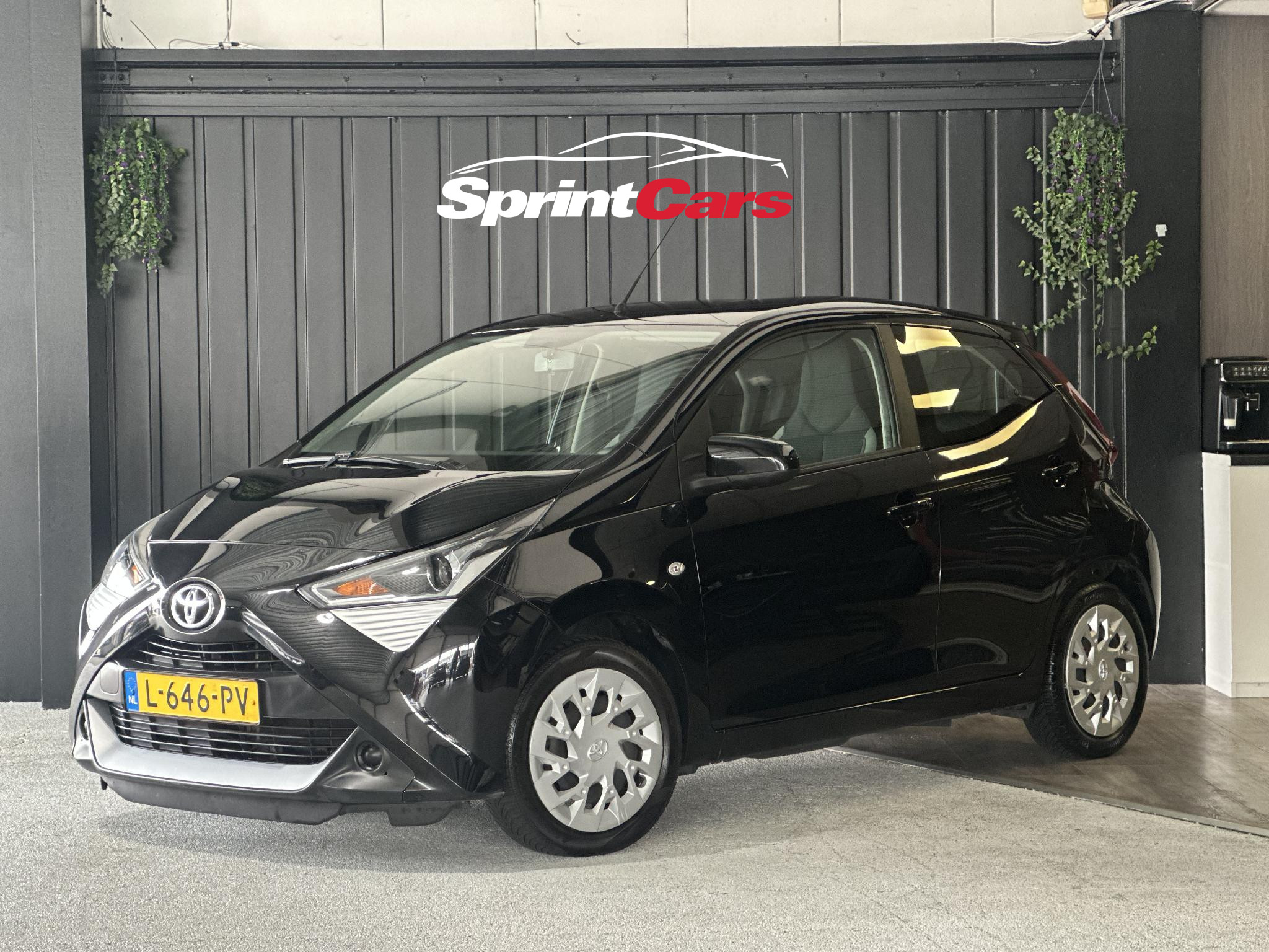 Toyota Toyota Aygo 1.0 VVT-i x-play 2021 - voorkant