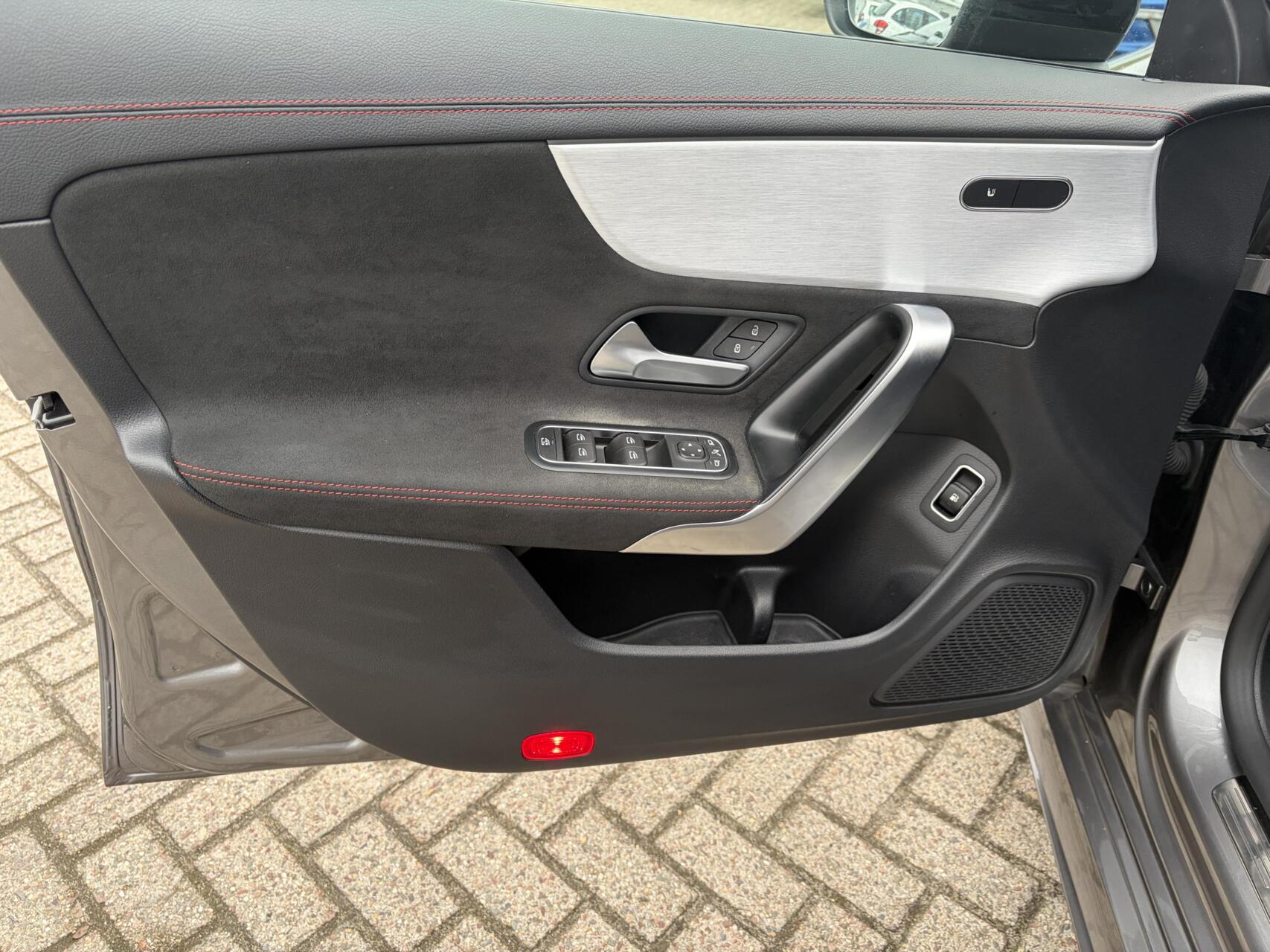 Foto van Mercedes-Benz Cla 250 E