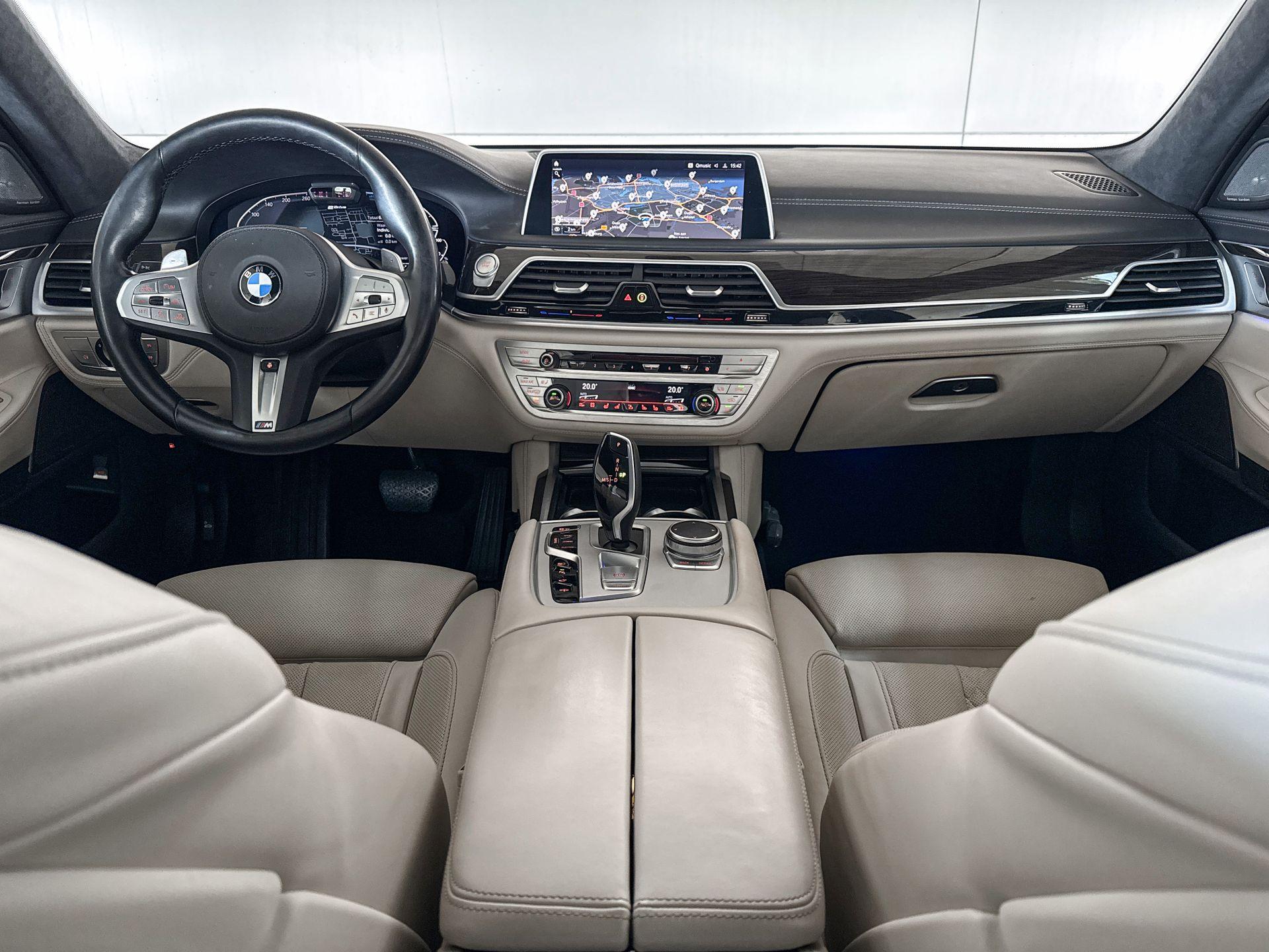 Foto van BMW 745e