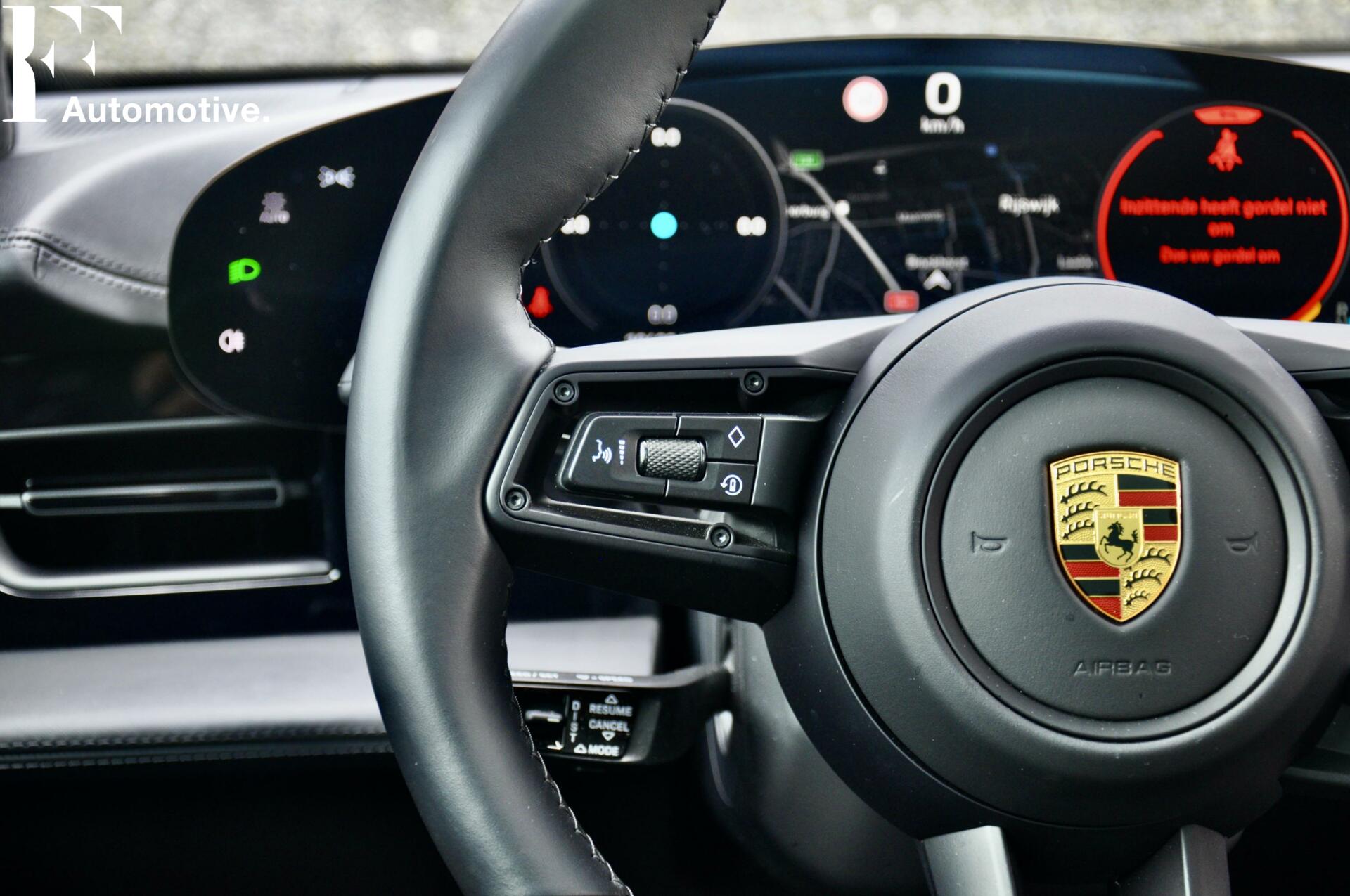 Foto van Porsche Taycan
