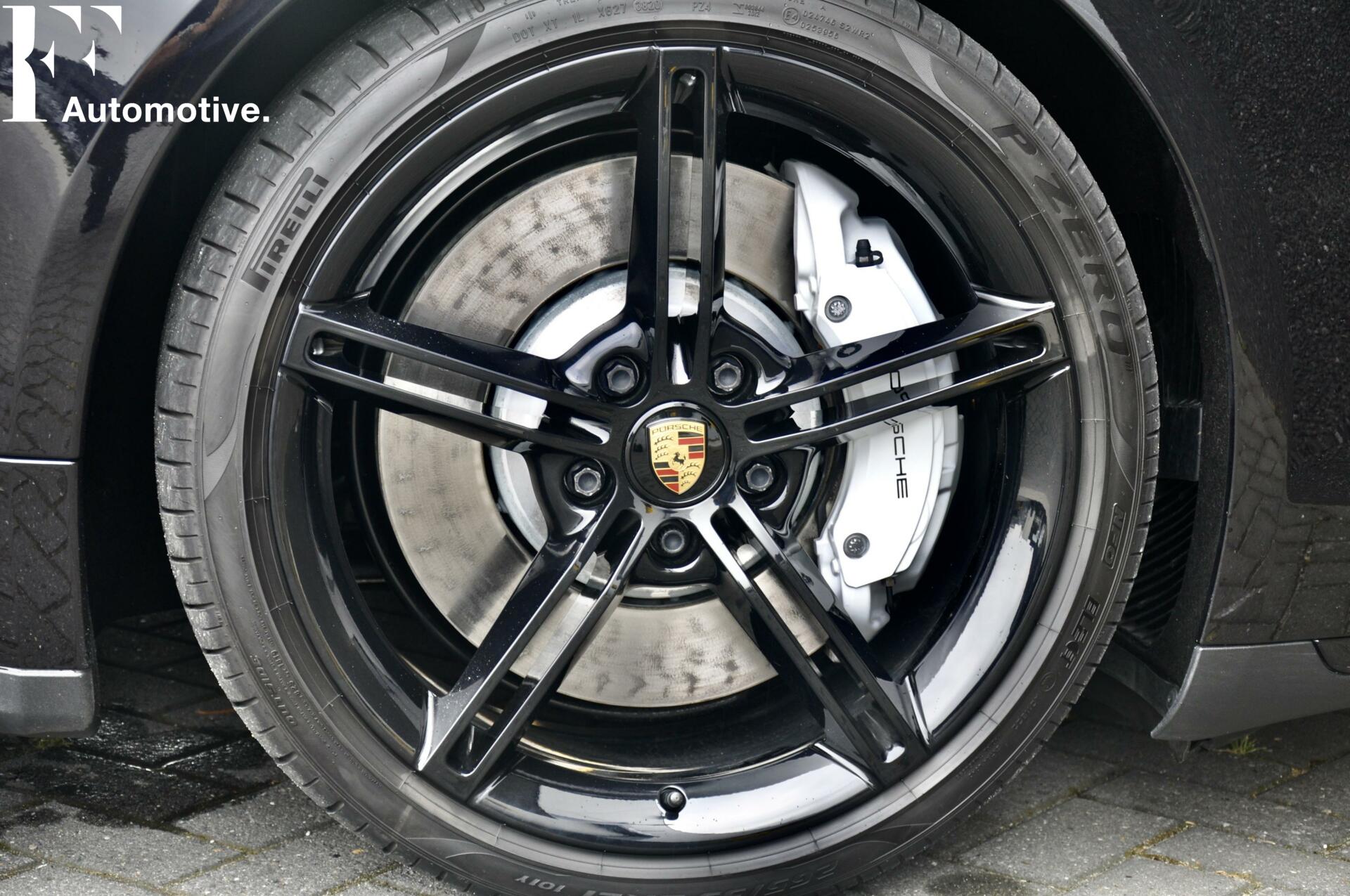 Foto van Porsche Taycan