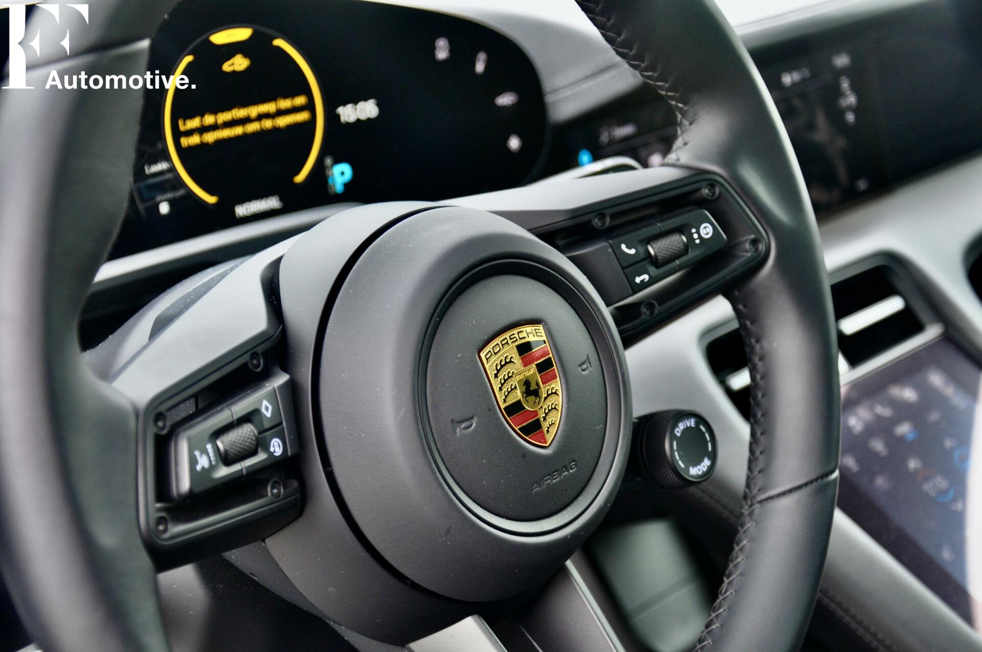 Foto van Porsche Taycan