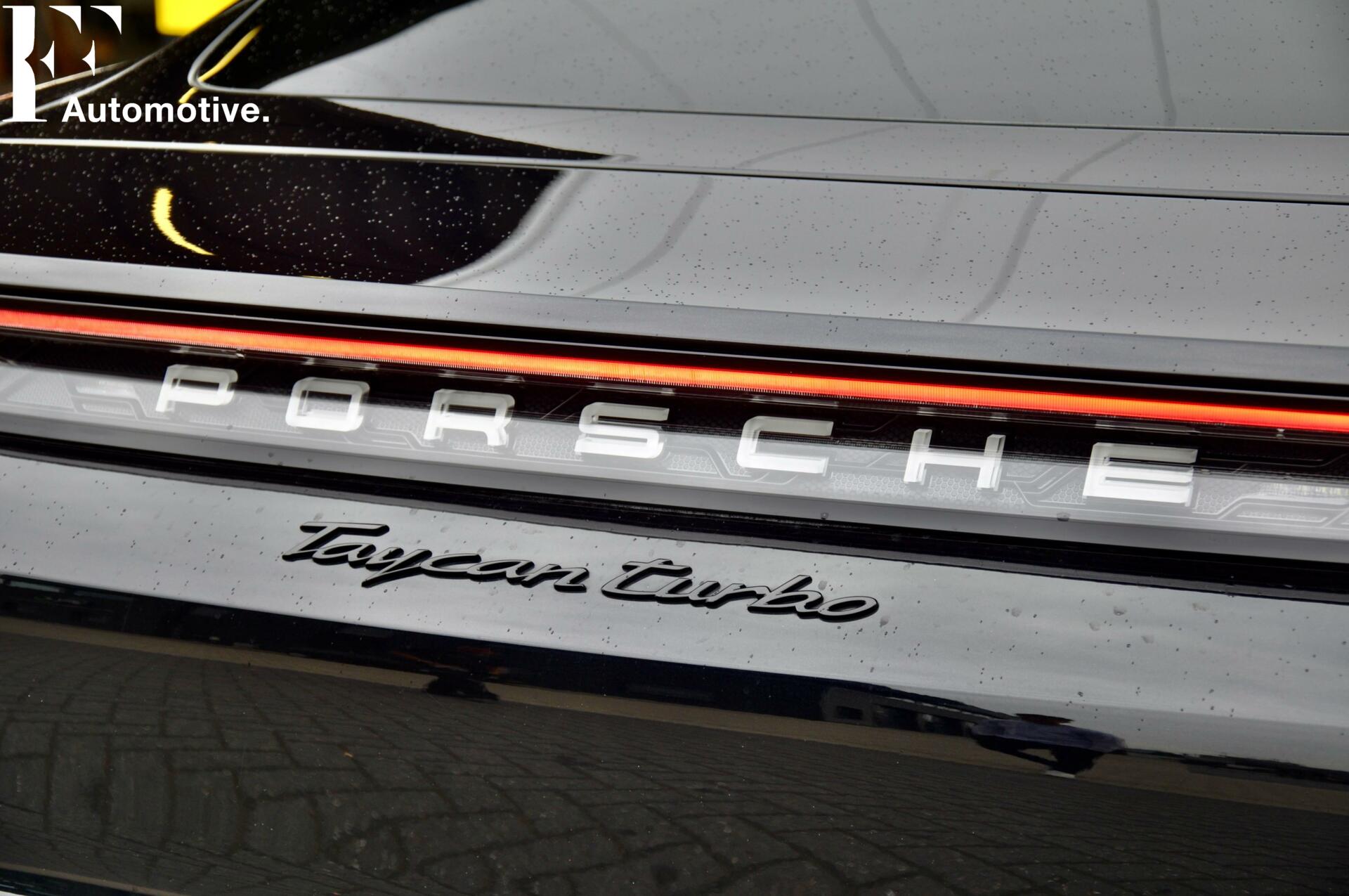 Foto van Porsche Taycan