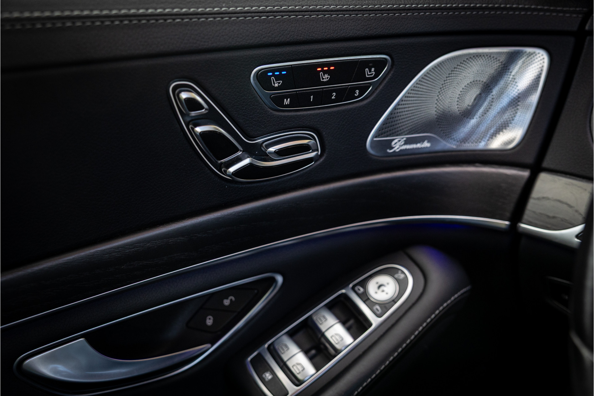 Foto van Mercedes-Benz S 500