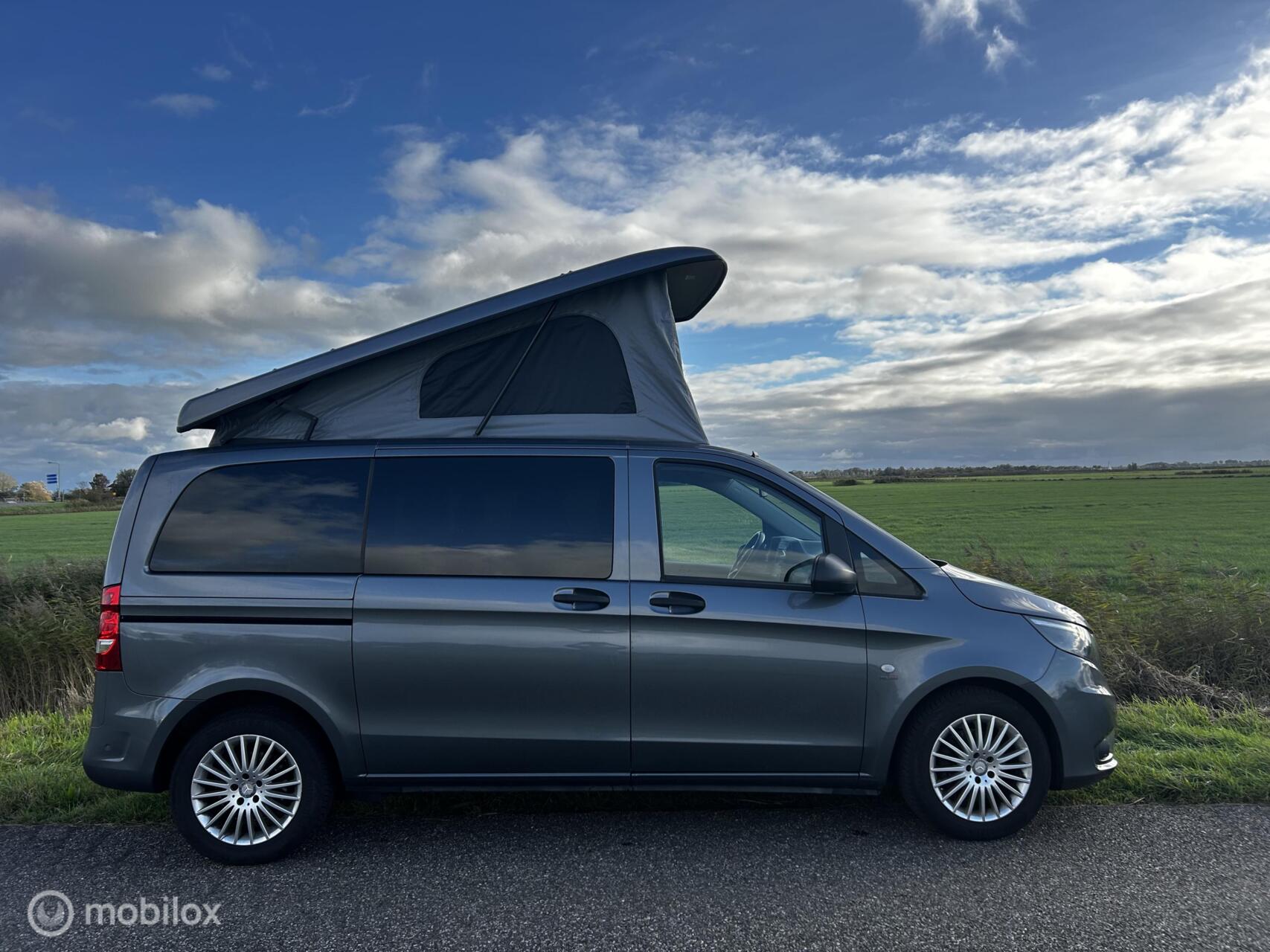 Foto van Mercedes-Benz Vito Tourer