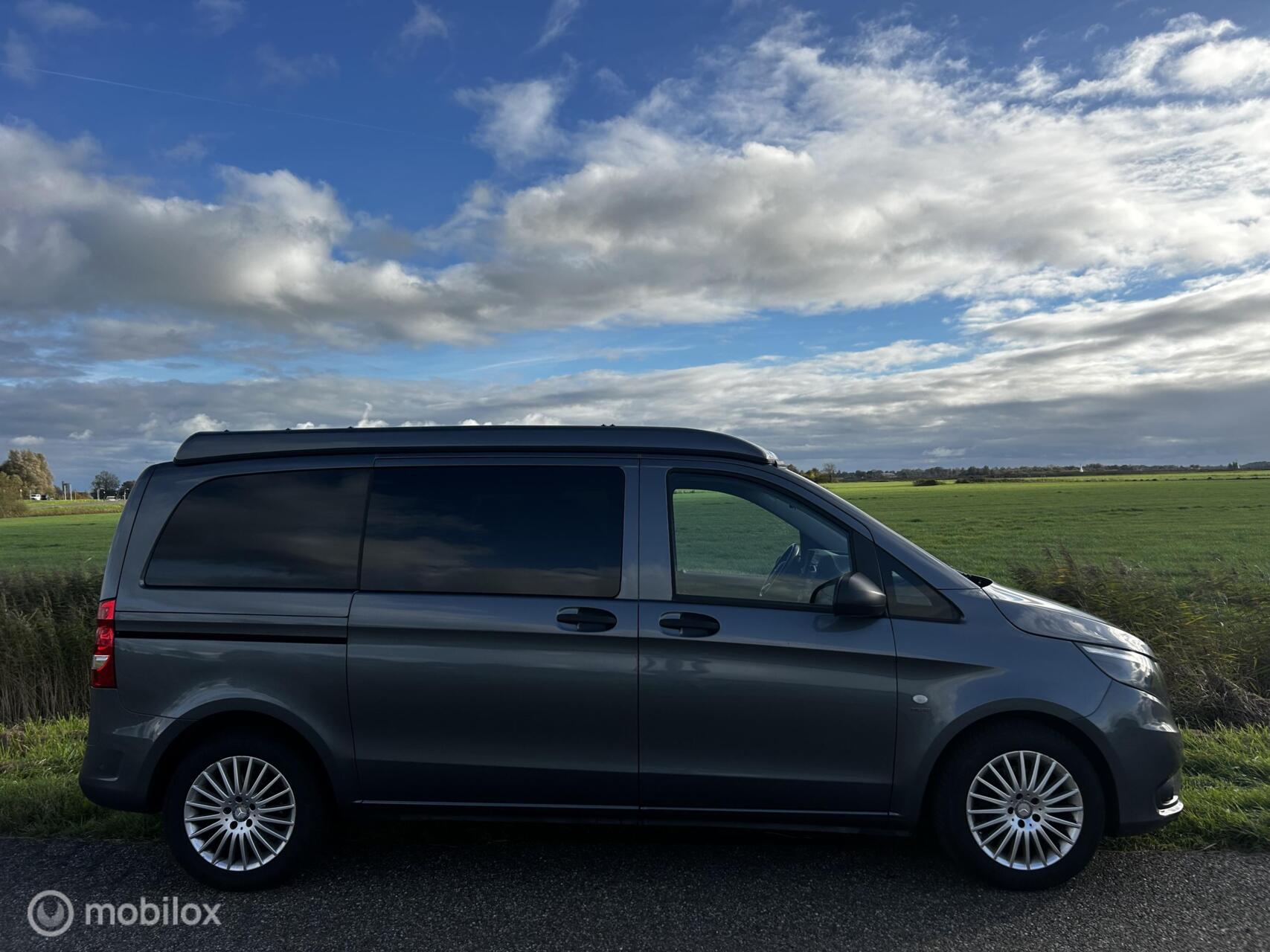 Foto van Mercedes-Benz Vito Tourer