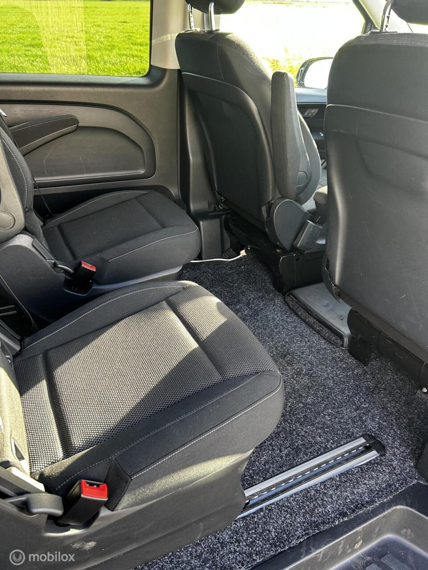 Foto van Mercedes-Benz Vito Tourer