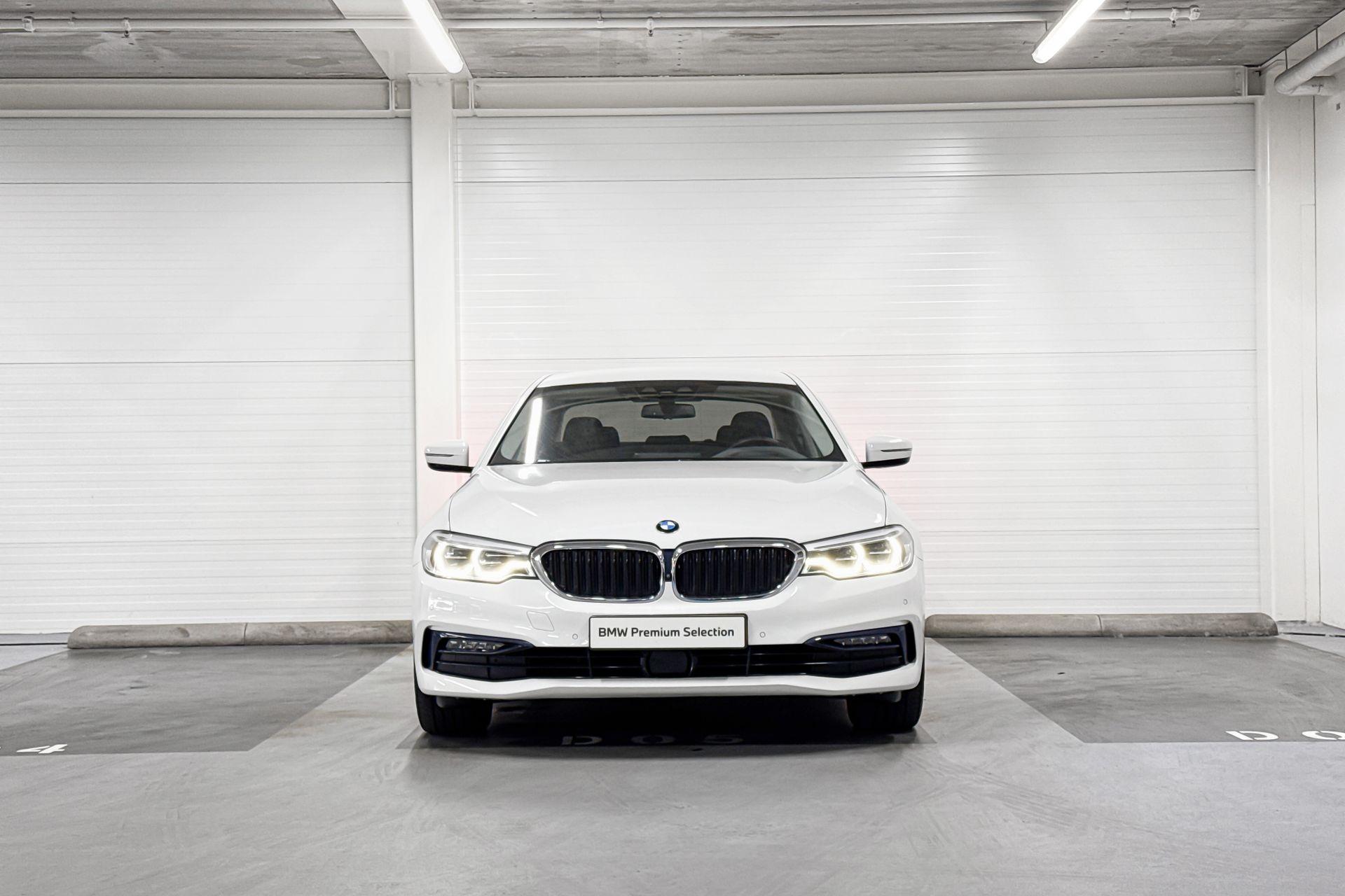 Foto van BMW 530e Iperformance