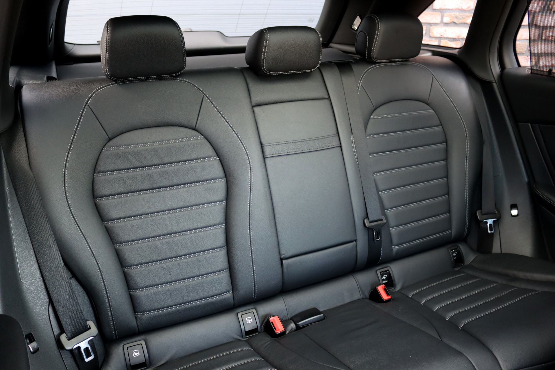 Foto van Mercedes-Benz GLC 350 E 4Matic