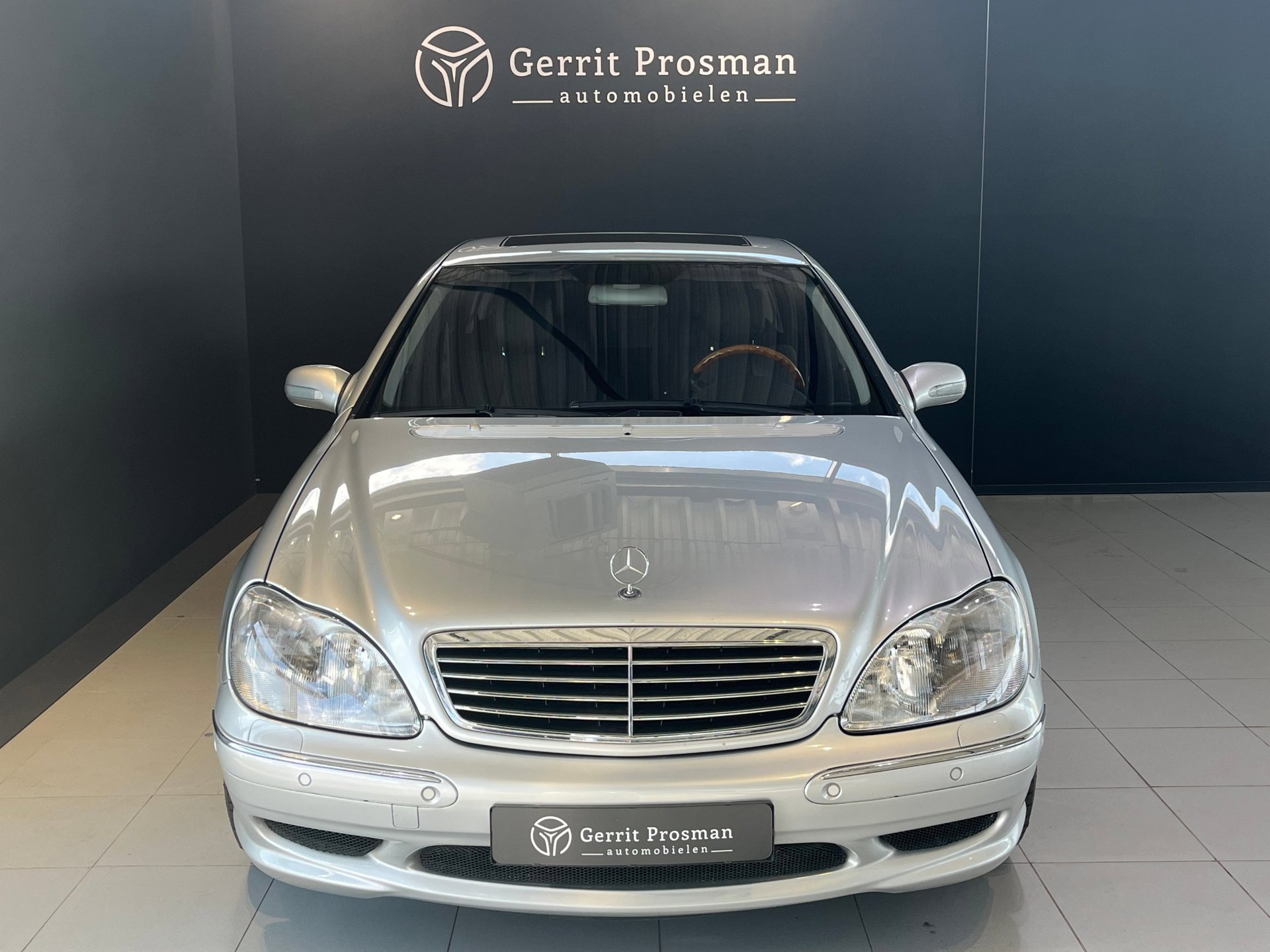 Foto van Mercedes-Benz S 55 AMG