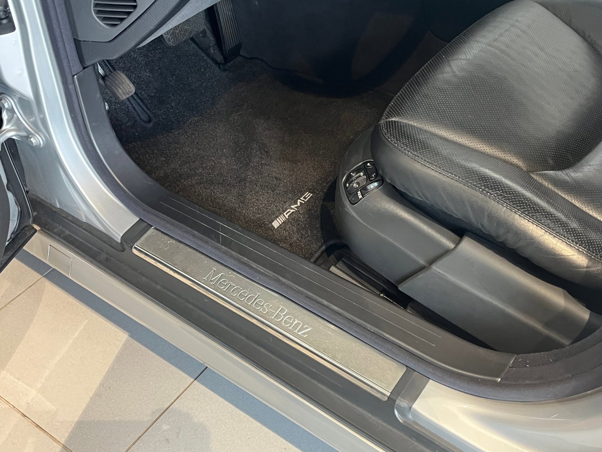 Foto van Mercedes-Benz S 55 AMG