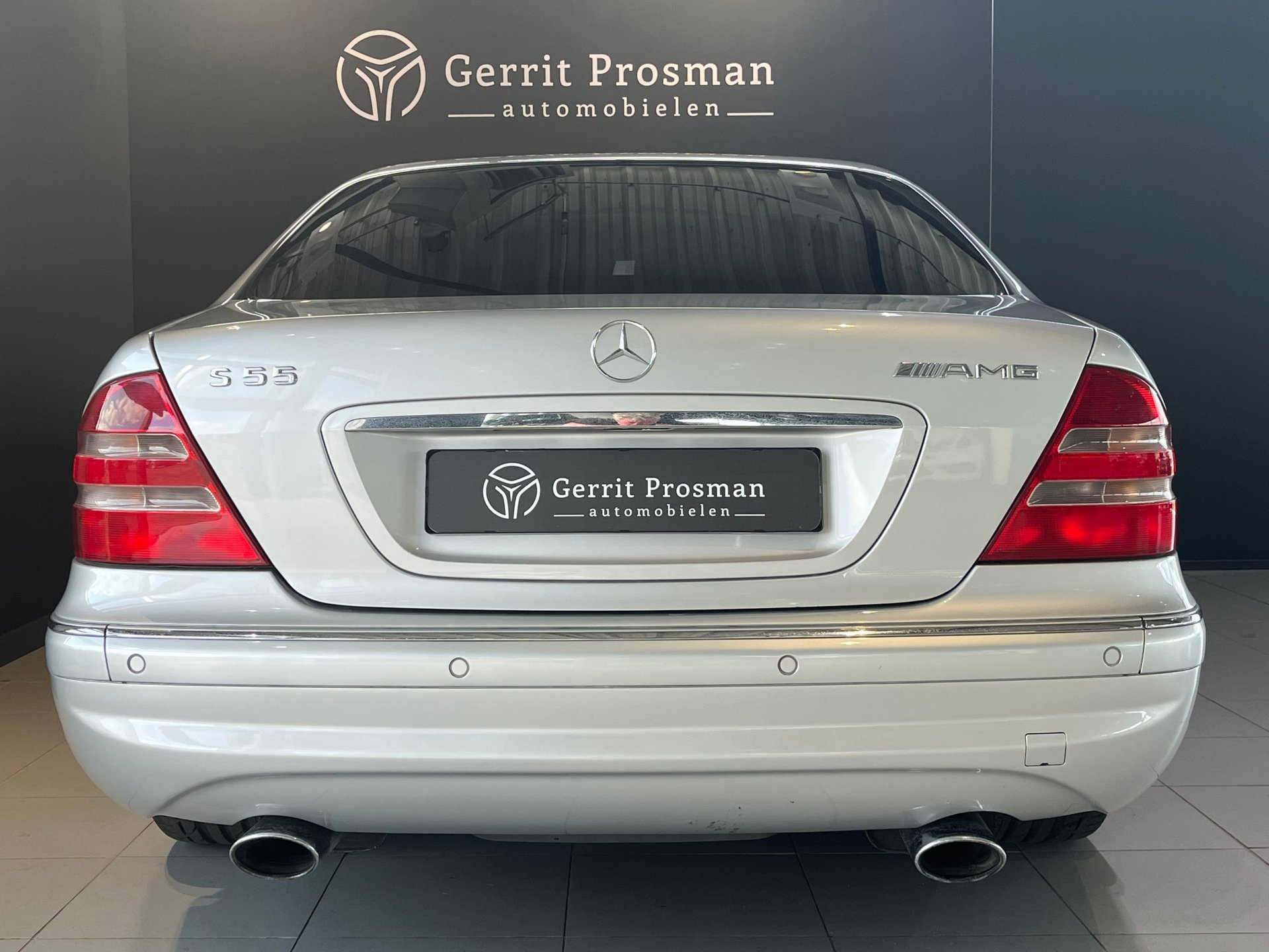 Foto van Mercedes-Benz S 55 AMG