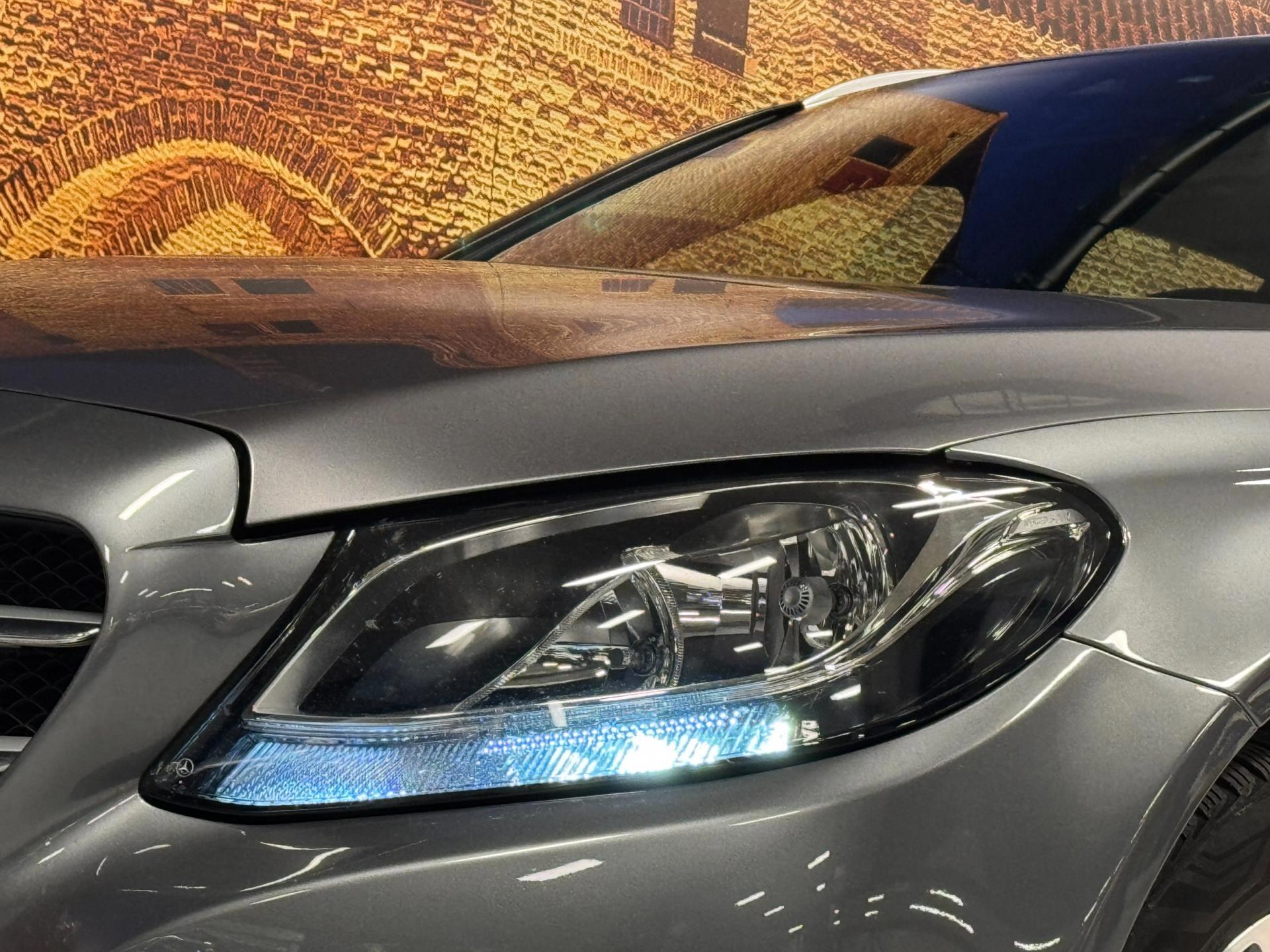Foto van Mercedes-Benz C 350 E