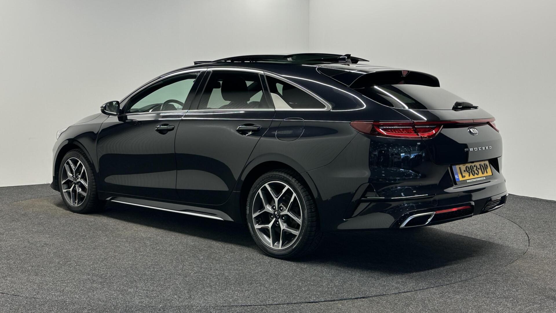 Foto van Kia Proceed