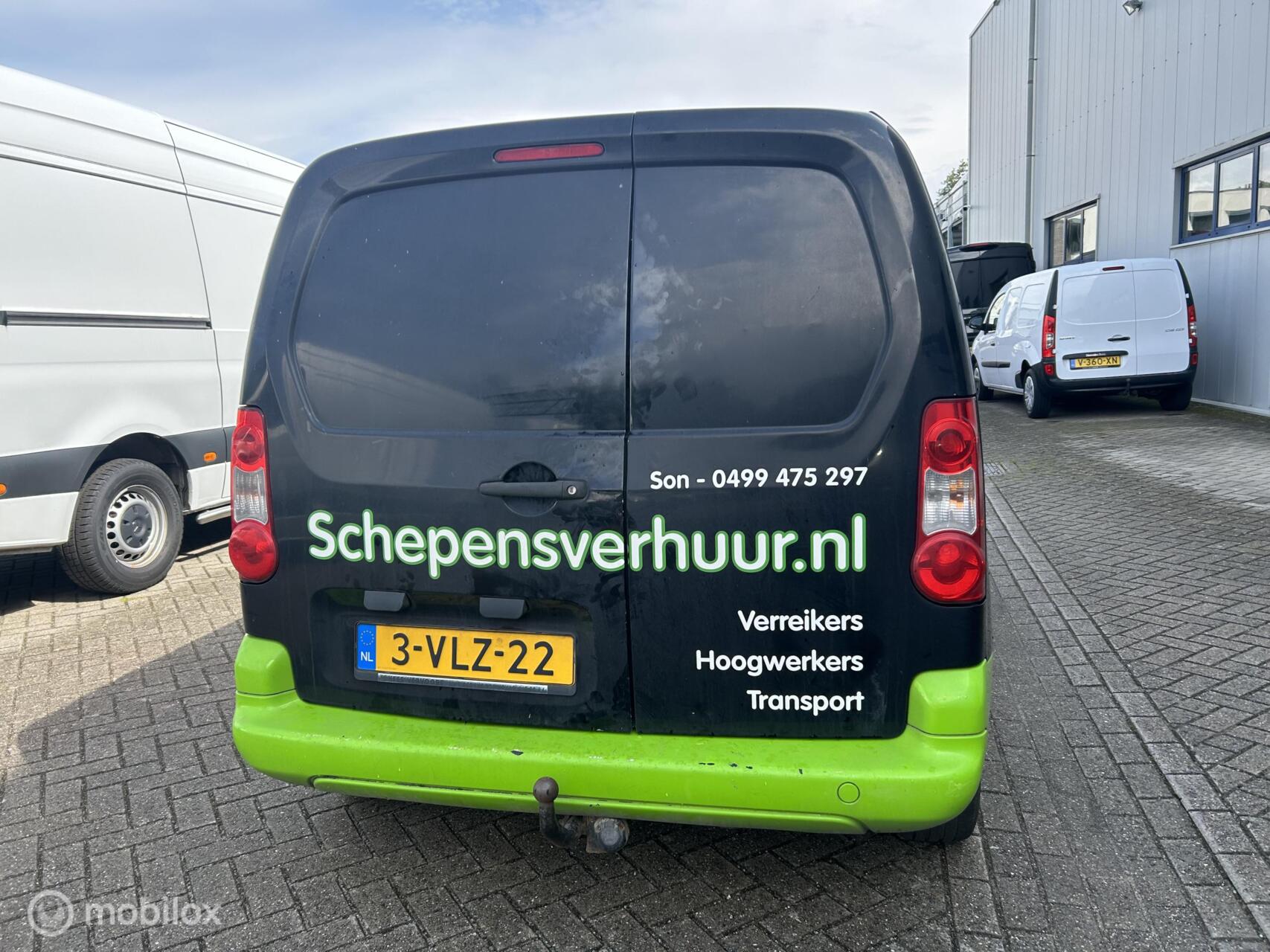 Foto van Peugeot Partner