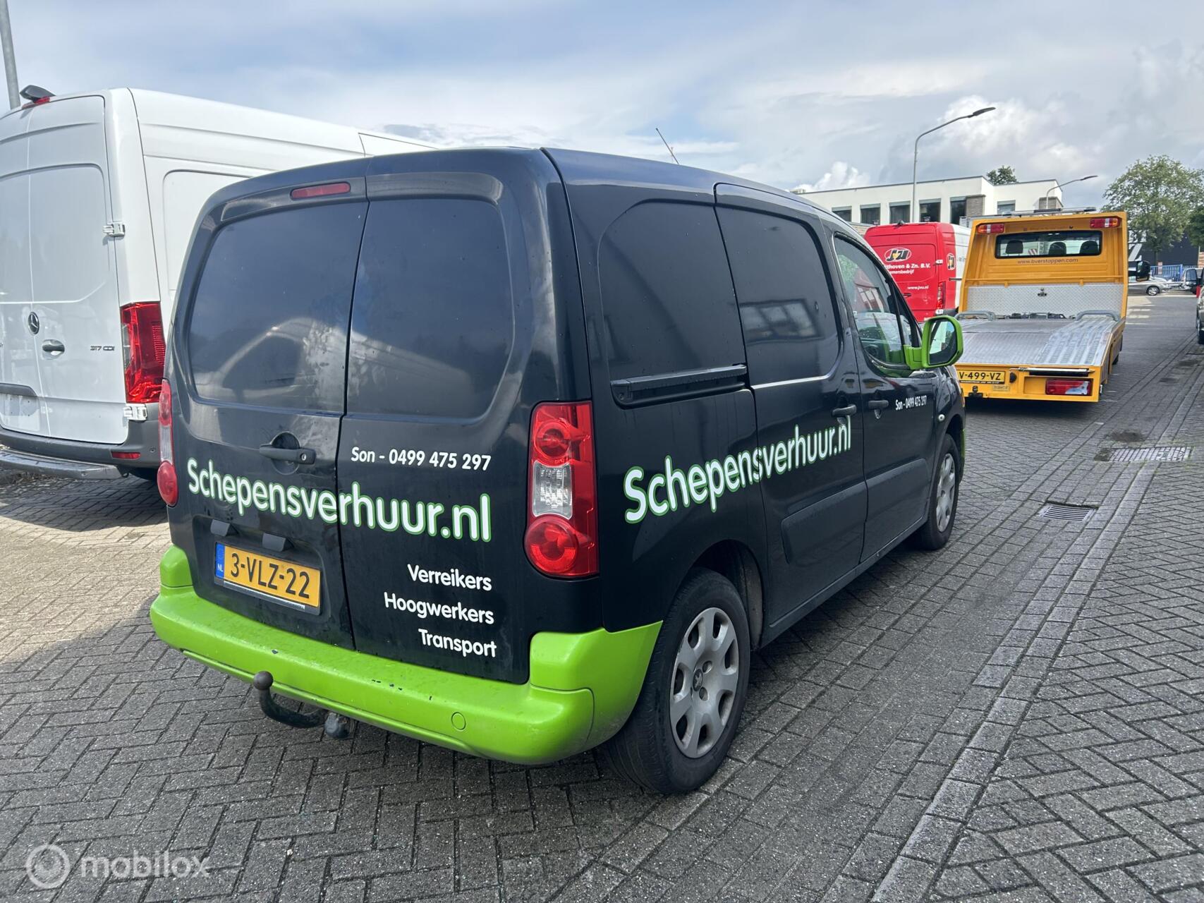 Foto van Peugeot Partner