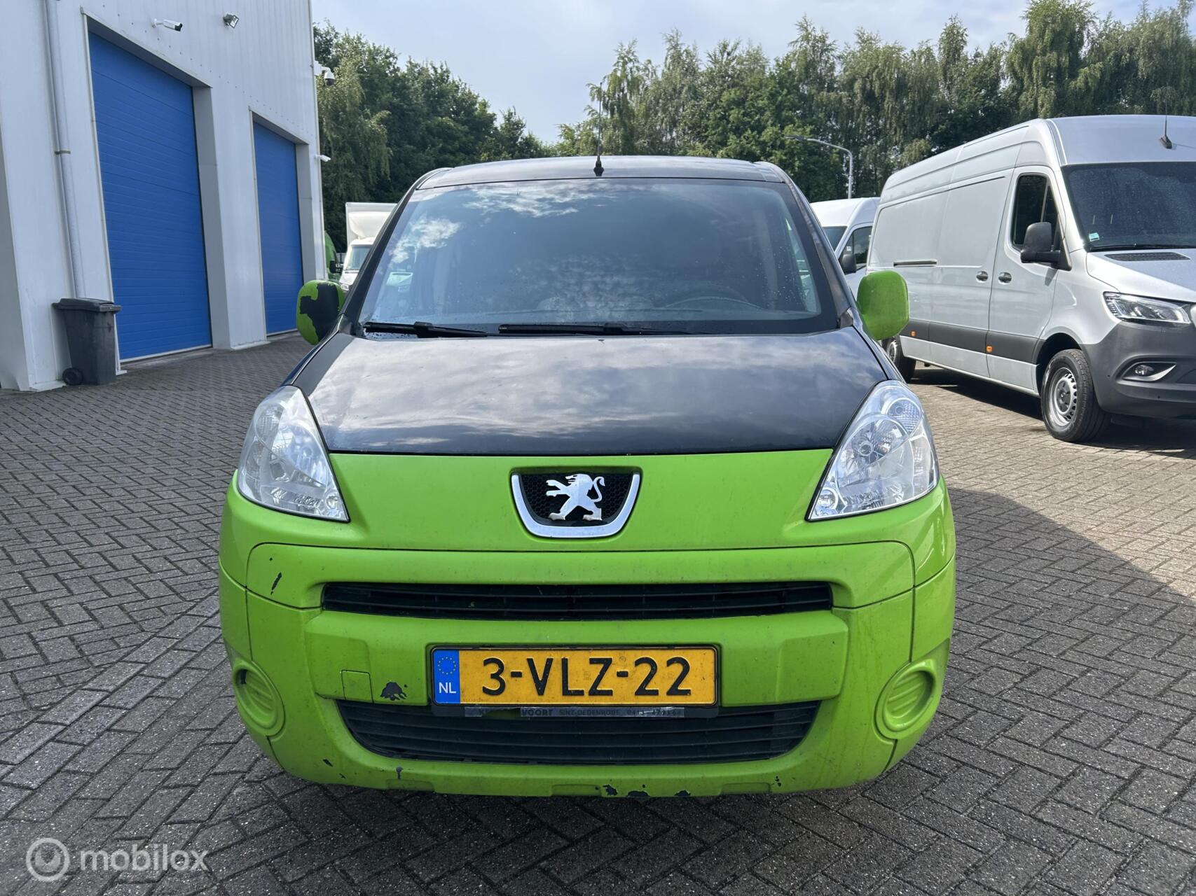 Foto van Peugeot Partner