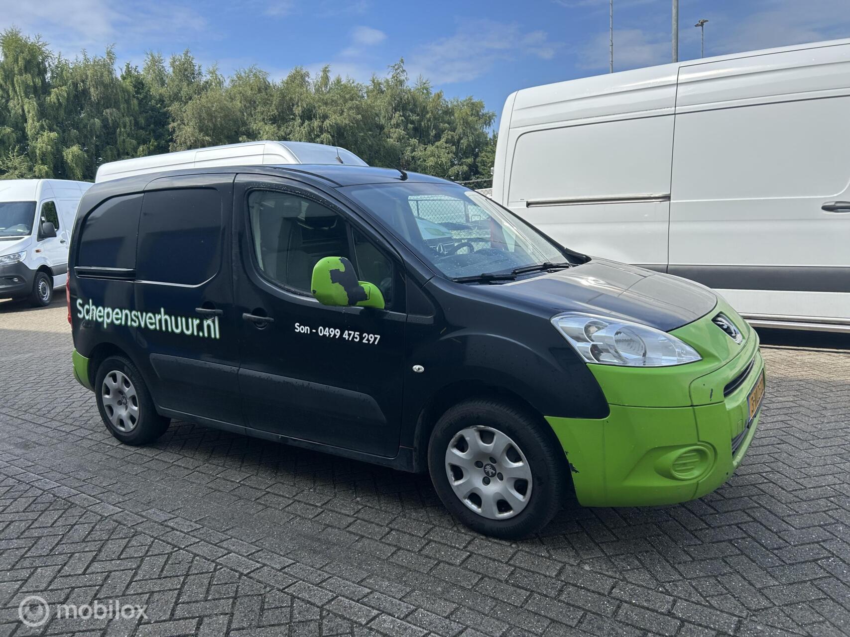 Foto van Peugeot Partner