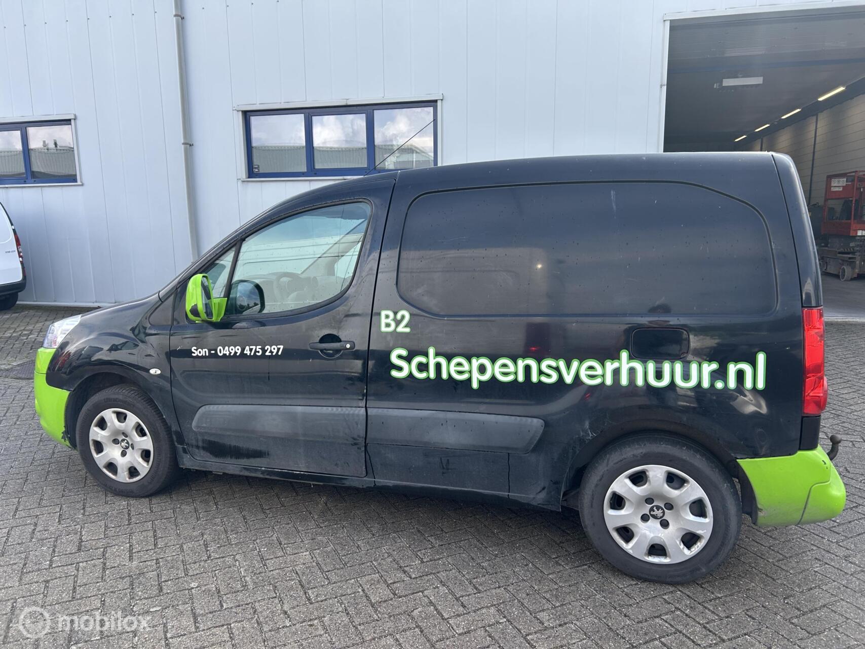 Foto van Peugeot Partner