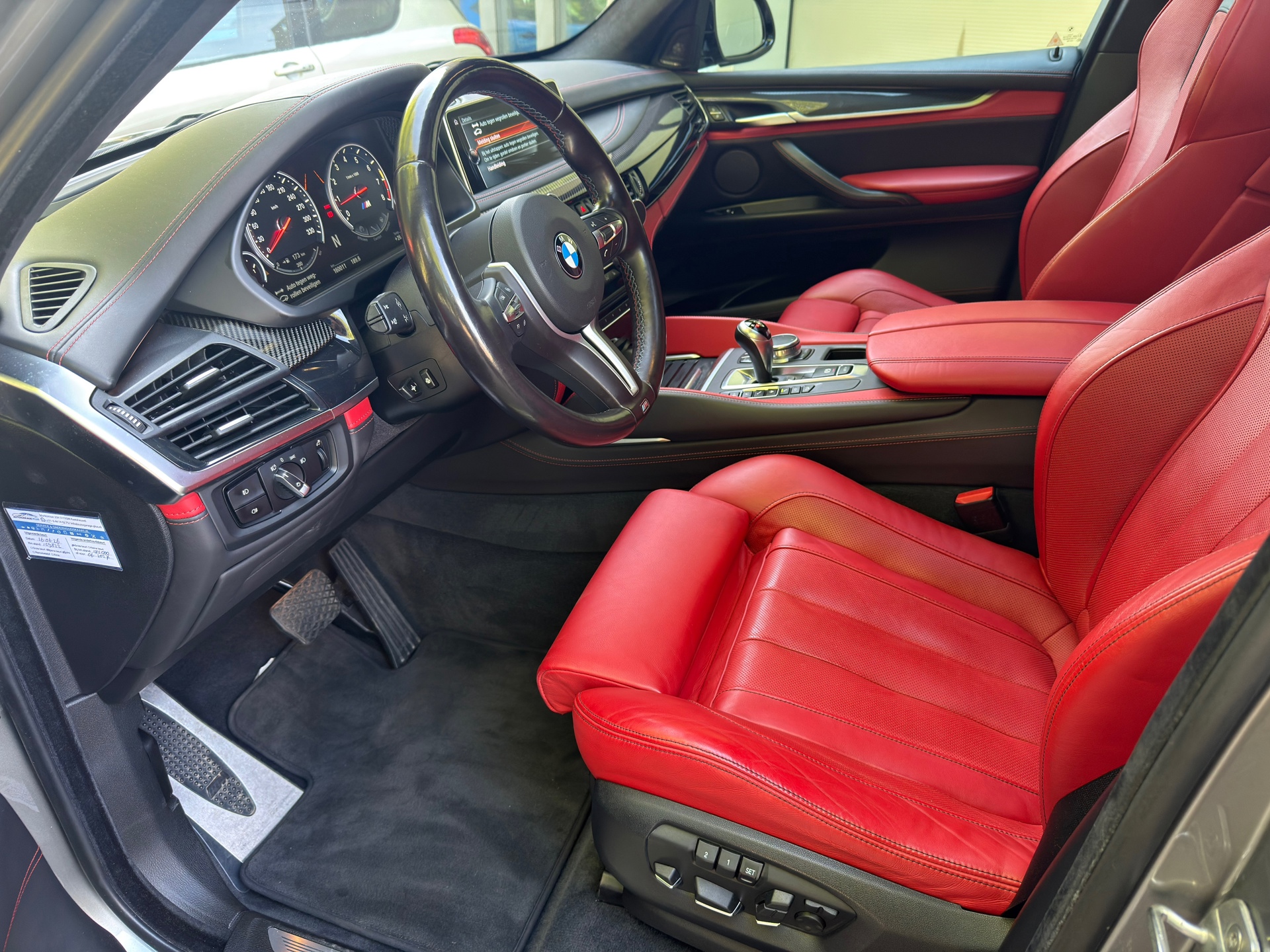 Foto van BMW X5 M