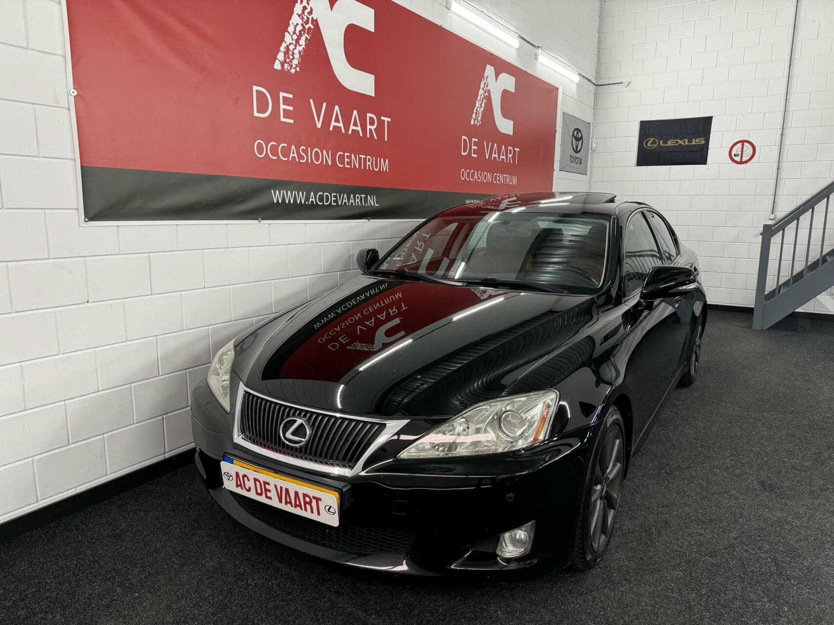 Foto van Lexus Is