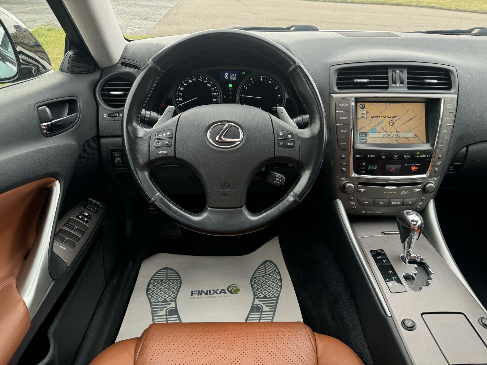 Foto van Lexus Is