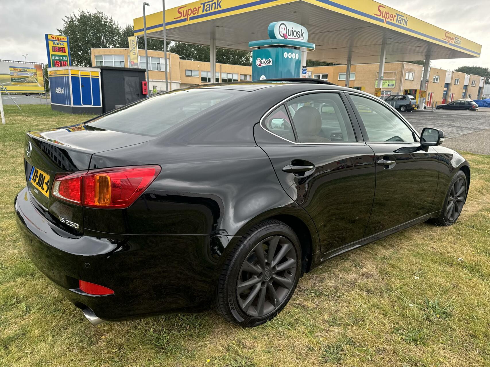 Foto van Lexus Is