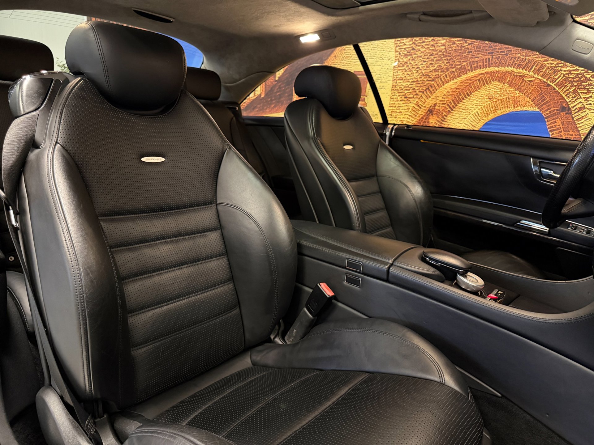 Foto van Mercedes-Benz CL 63 AMG
