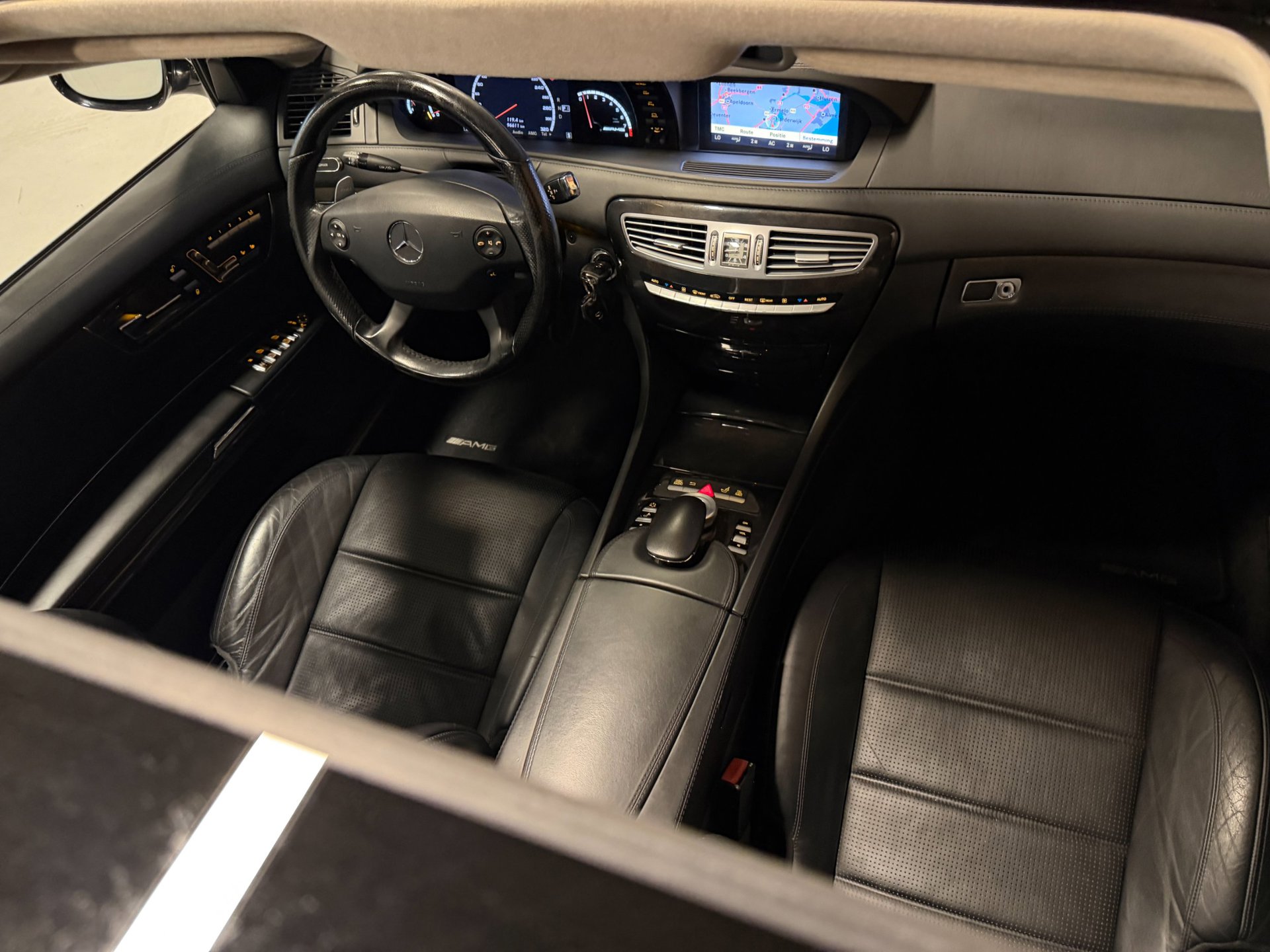 Foto van Mercedes-Benz CL 63 AMG