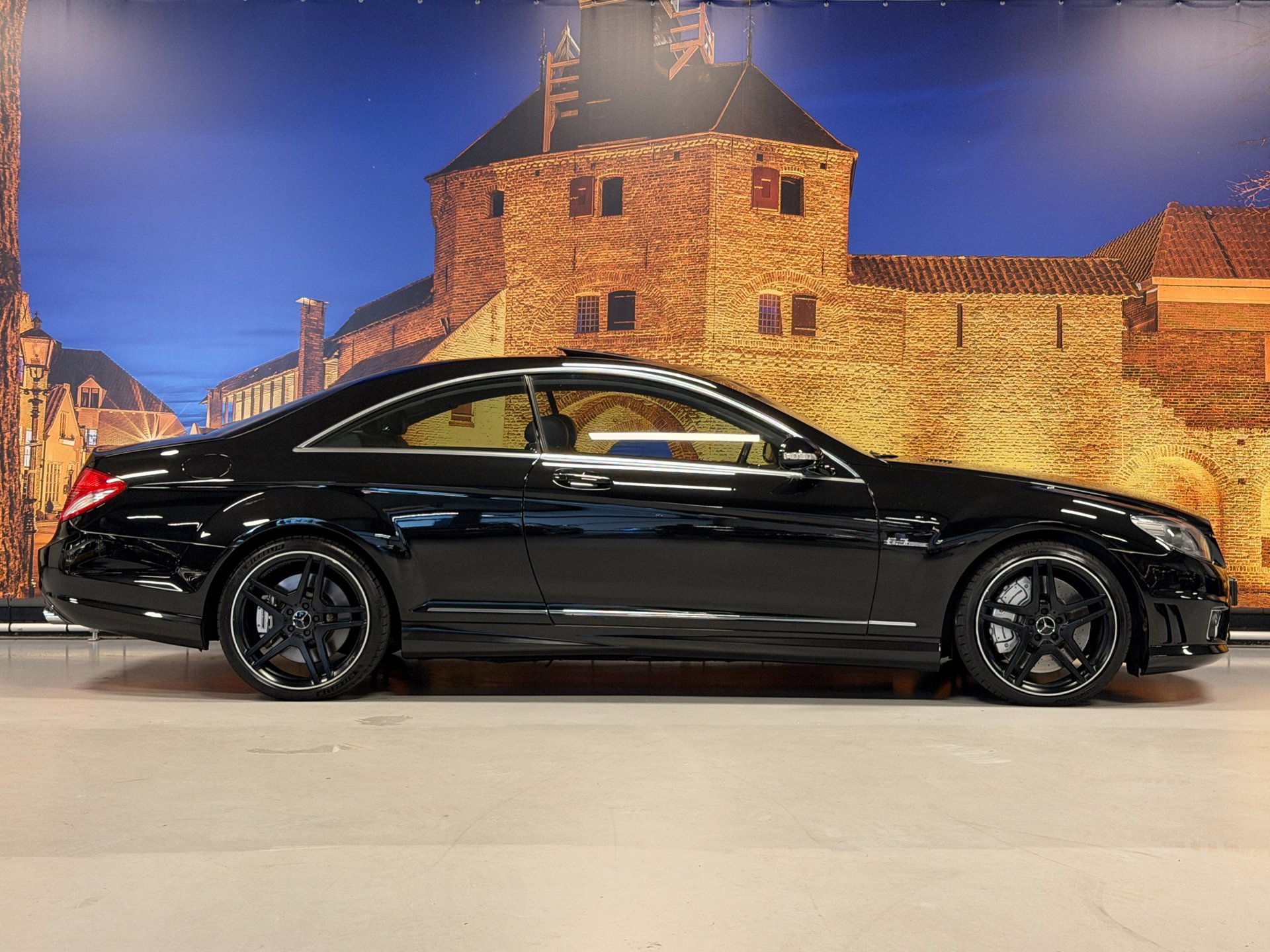 Foto van Mercedes-Benz CL 63 AMG