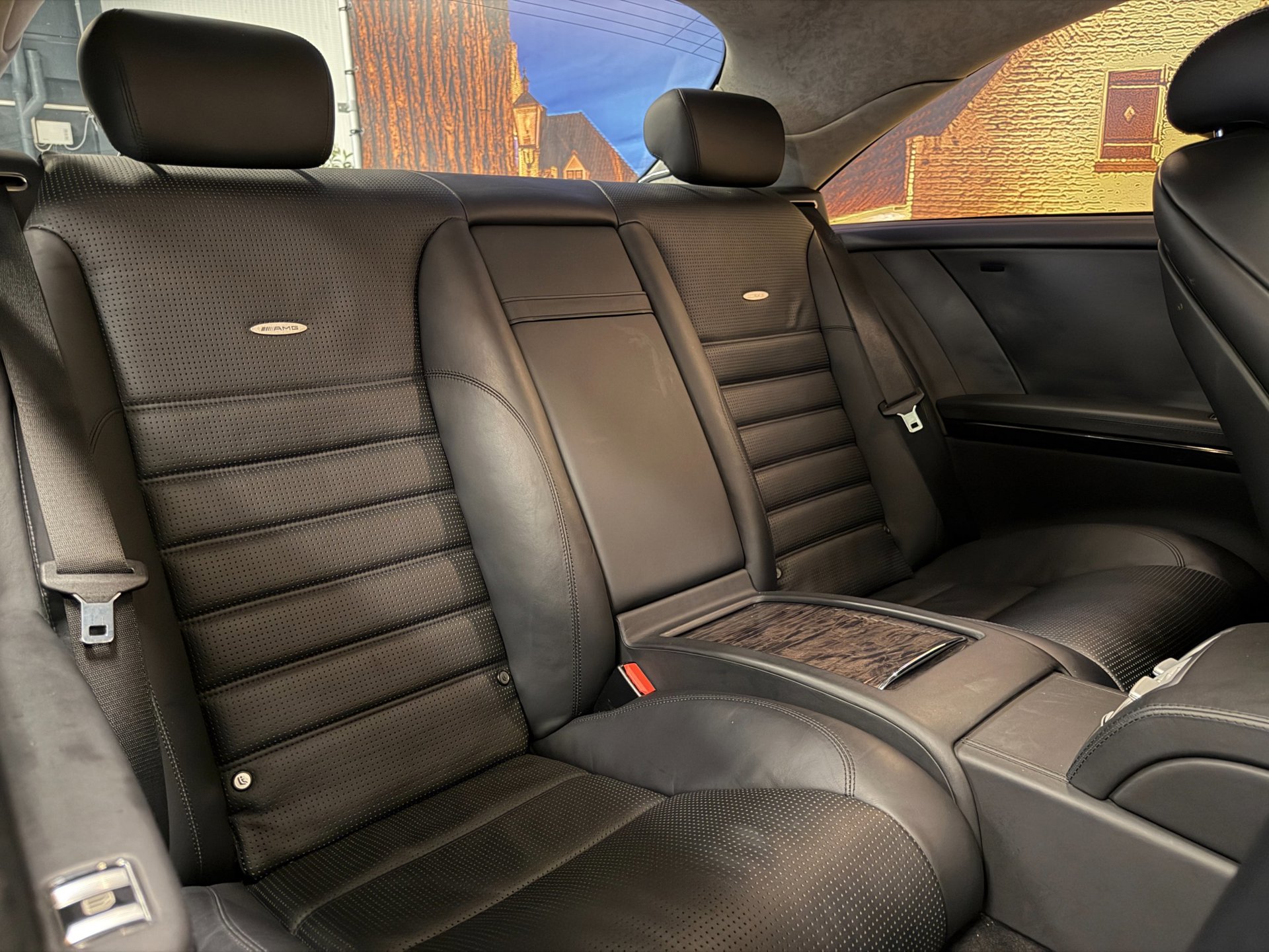 Foto van Mercedes-Benz CL 63 AMG