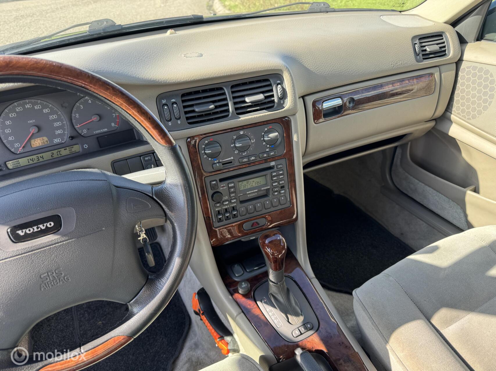 Foto van Volvo S70